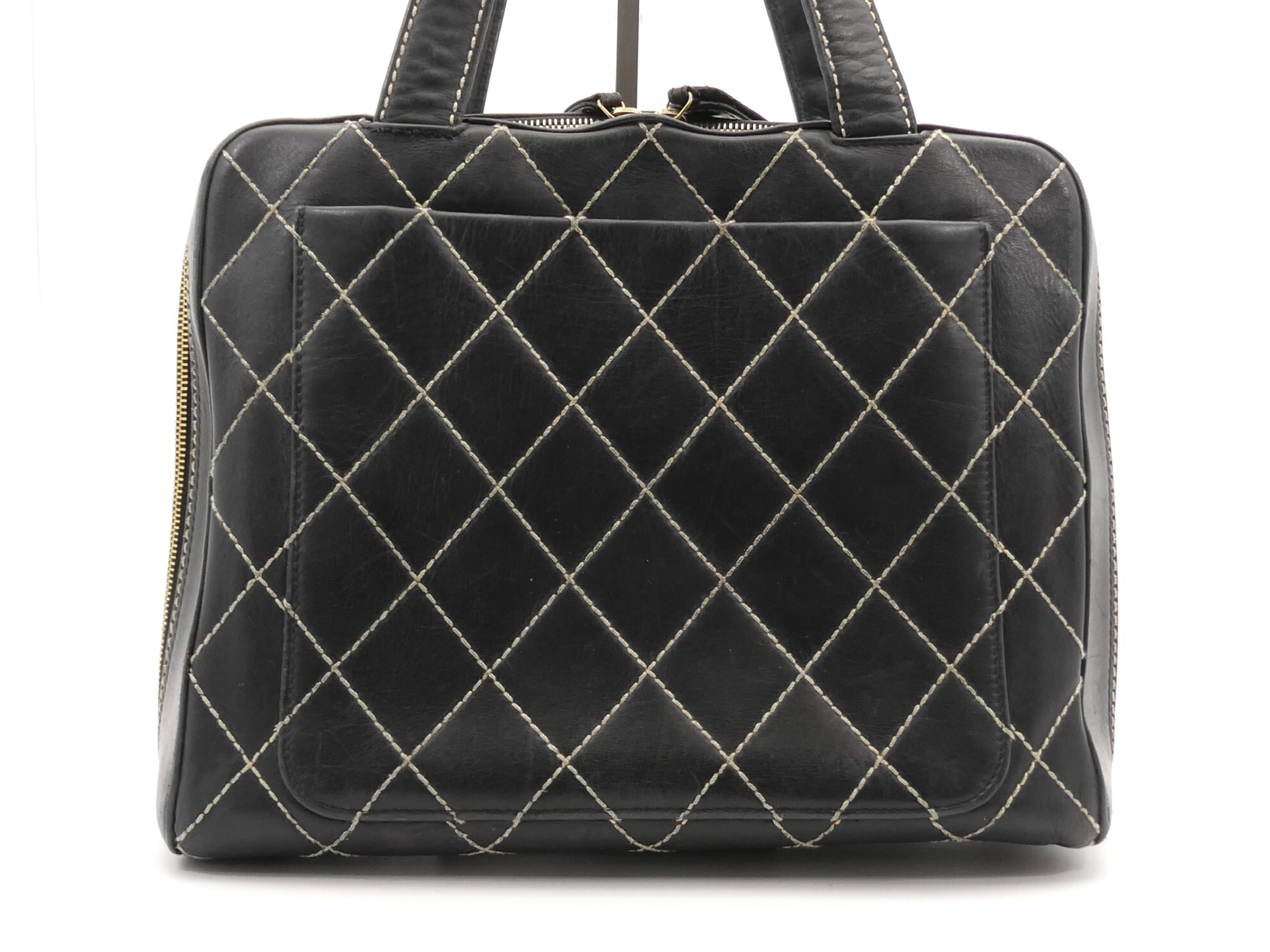 Wild Stitch Matelassé Coco Mark Shoulder Bag — view 2