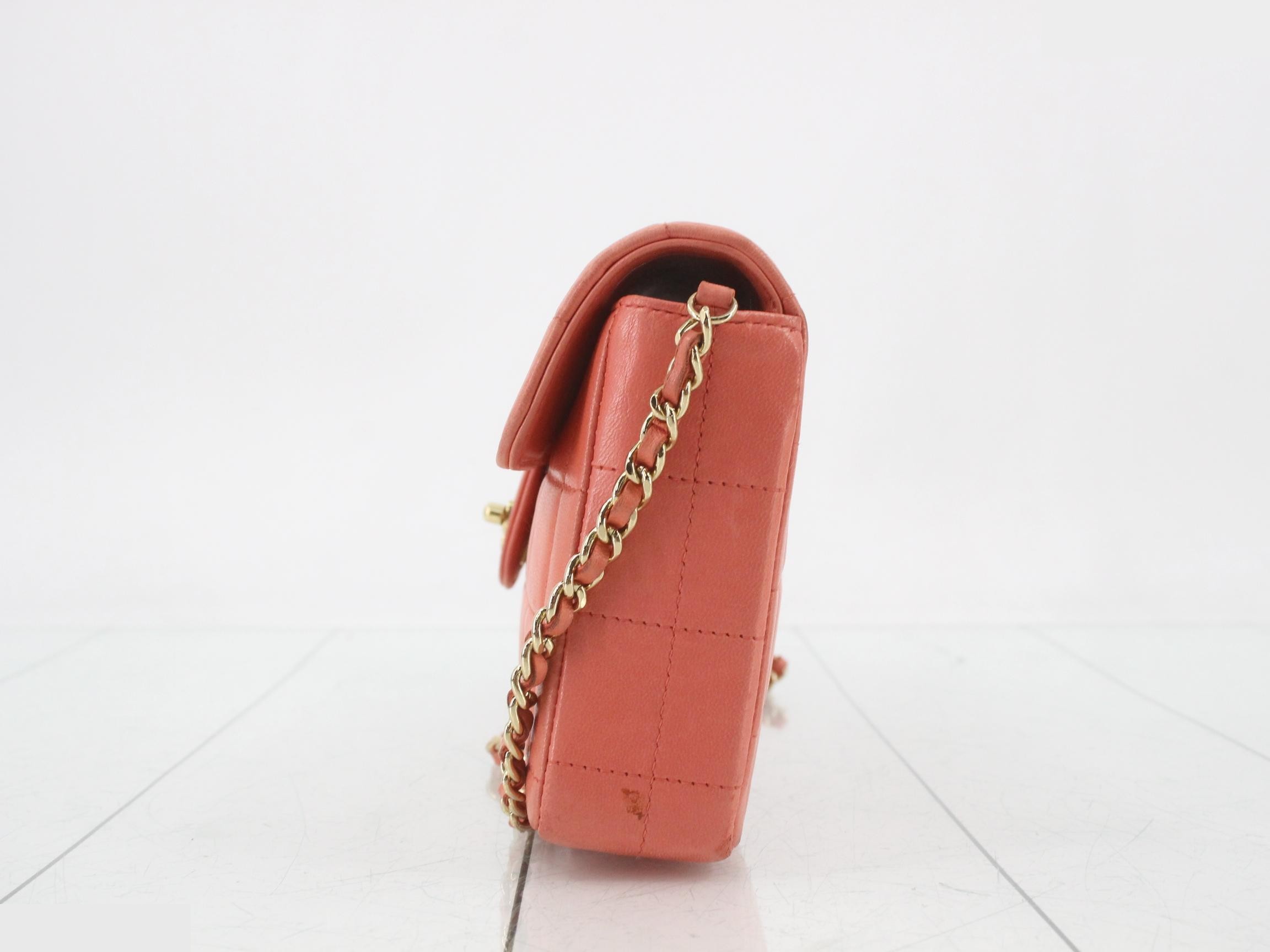 Chocolate Bar Shoulder Bag, Pink — view 3