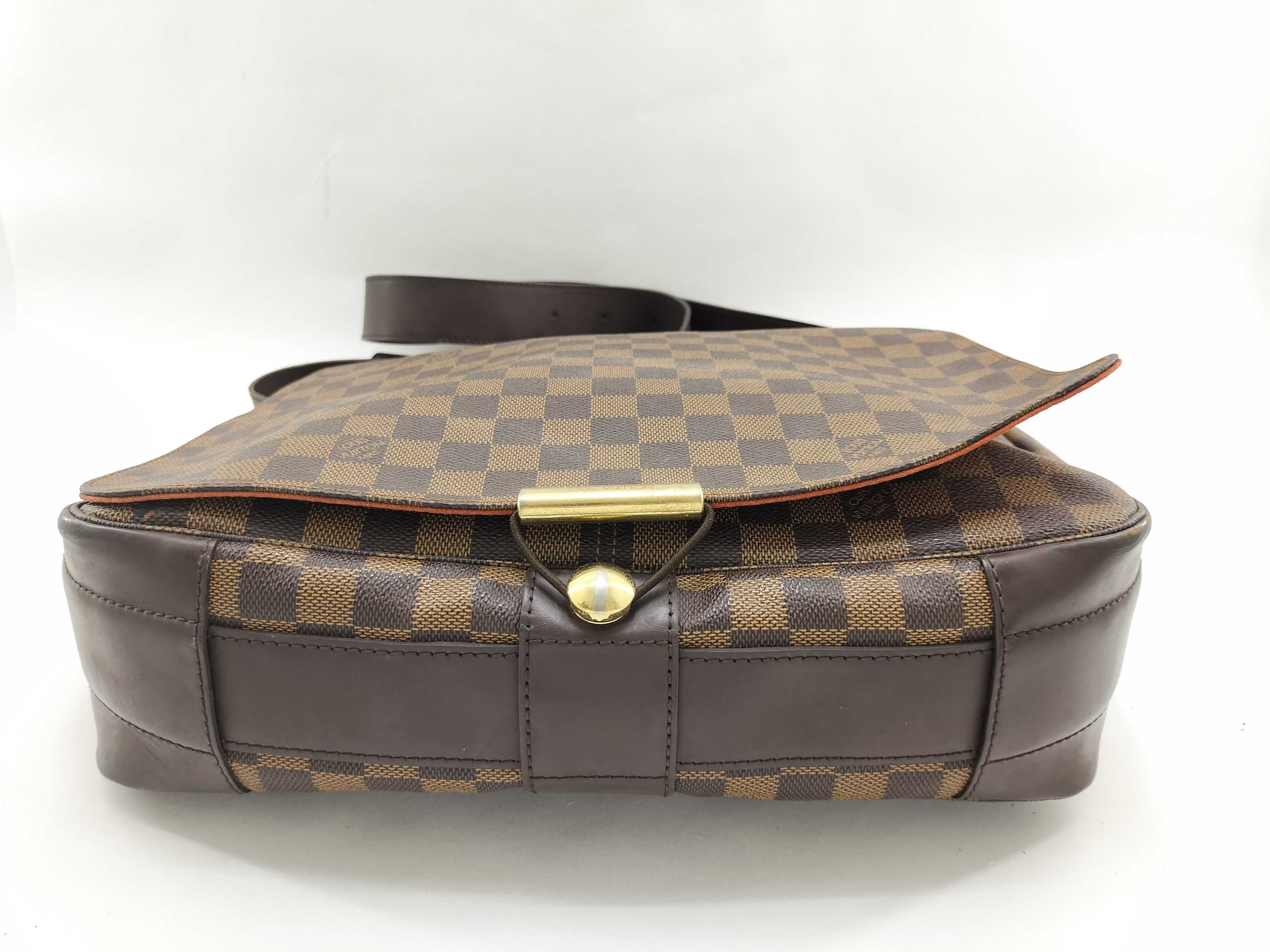 Damier Louis Vuitton Bastille Shoulder Bag — view 3