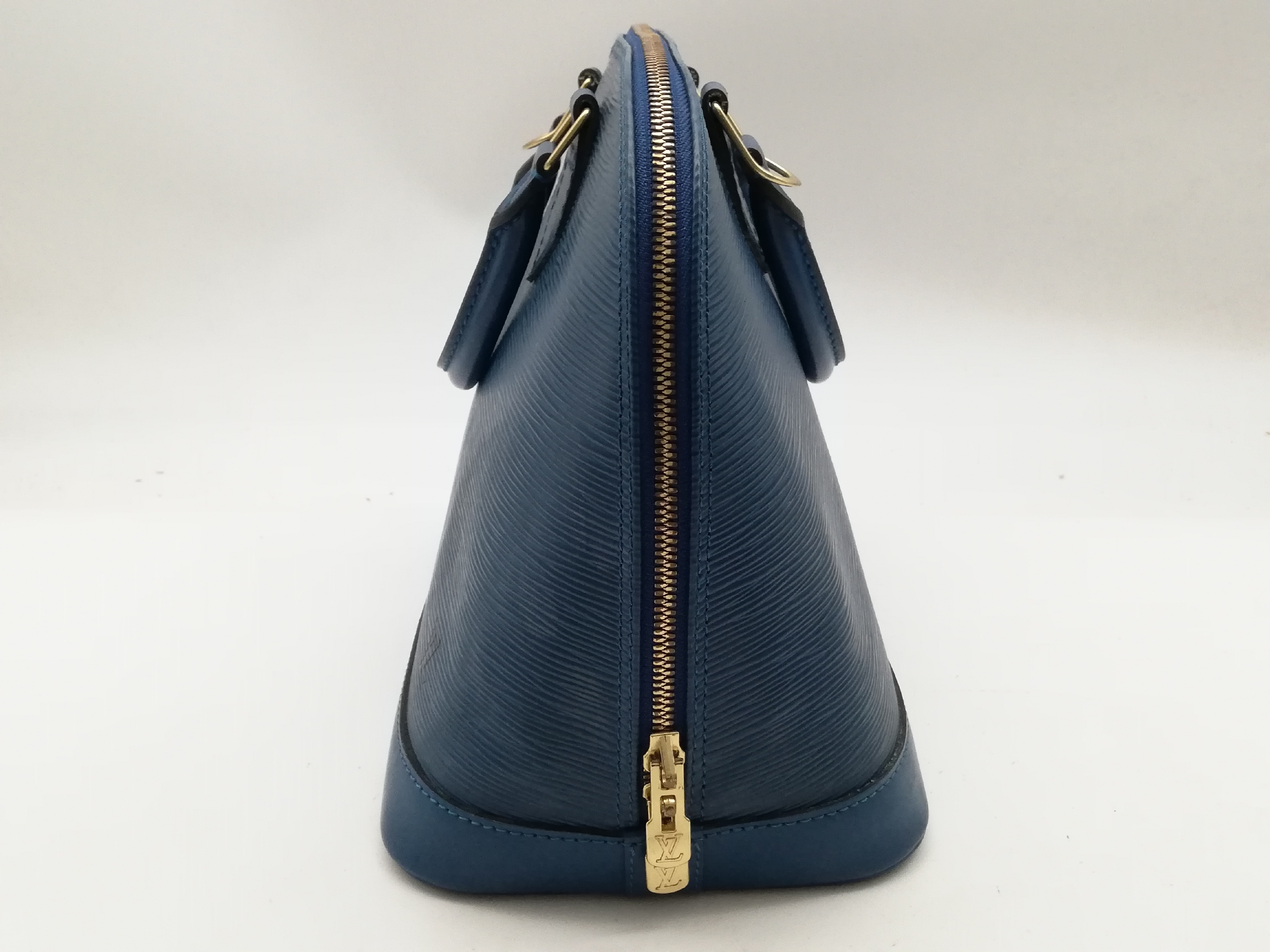 Epi Alma M52145 Handbag — view 4