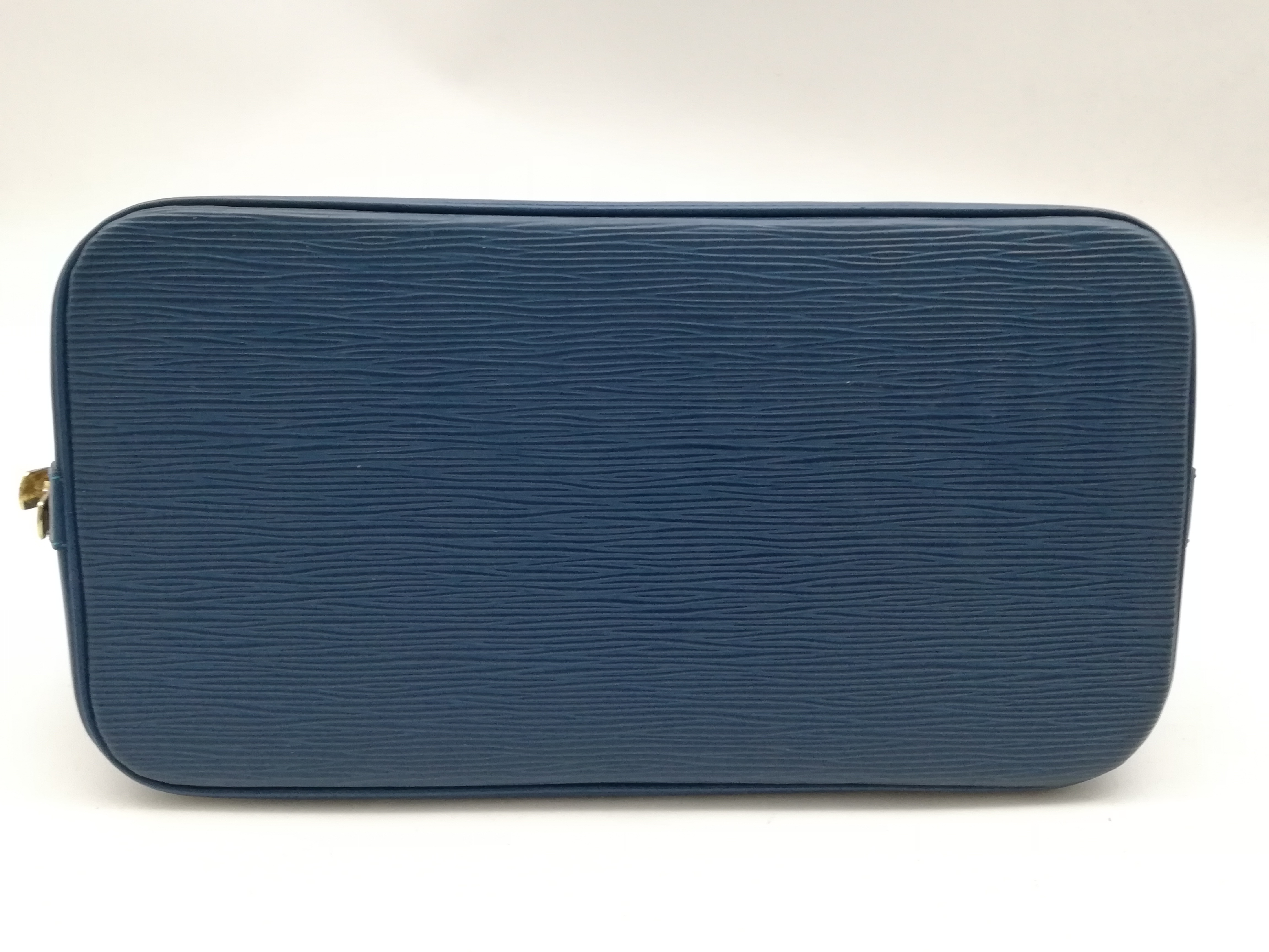 Epi Alma M52145 Handbag — view 5