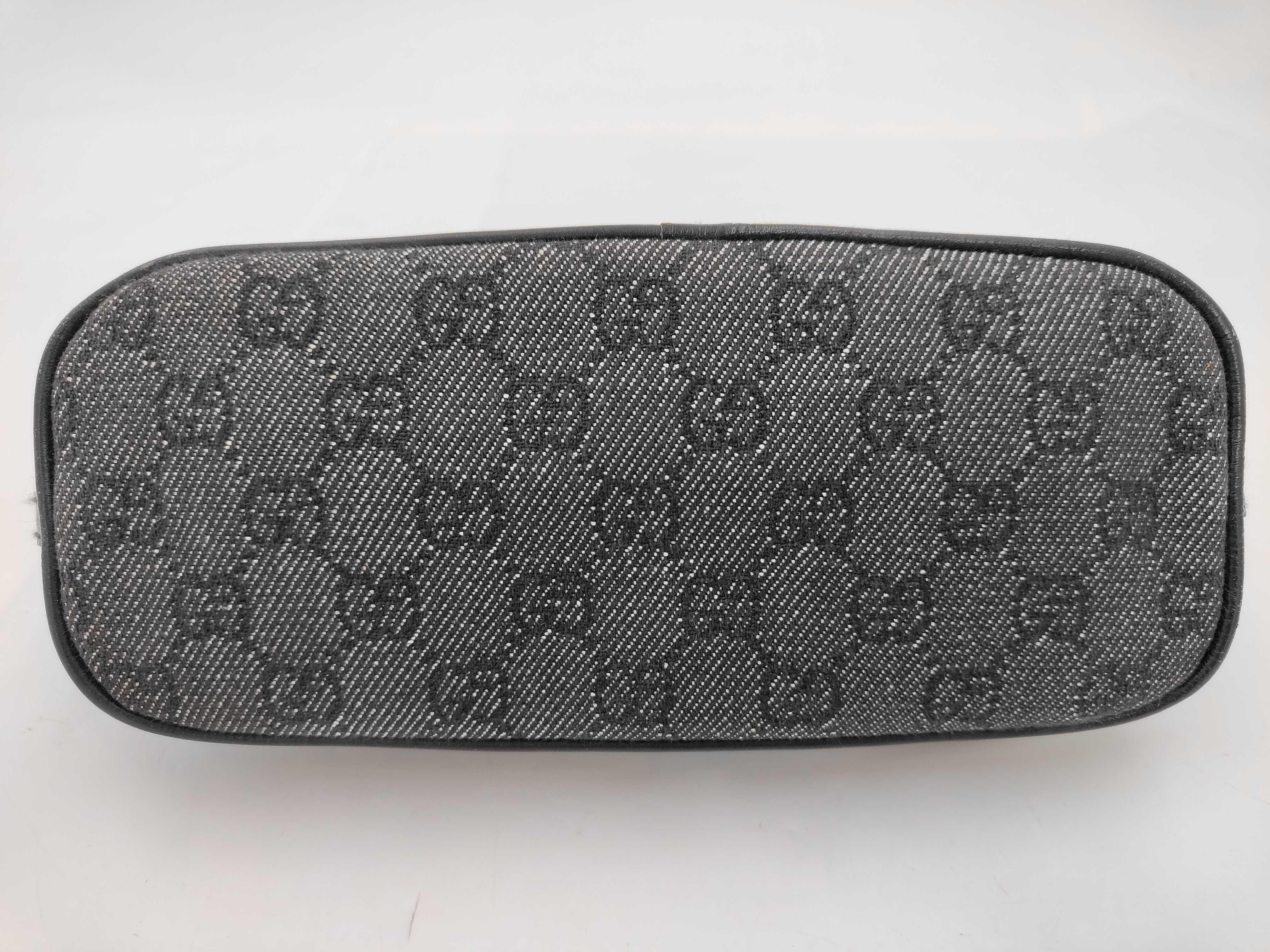 GG Canvas Hand Pouch, Black, 07198 (Handbag) — view 8