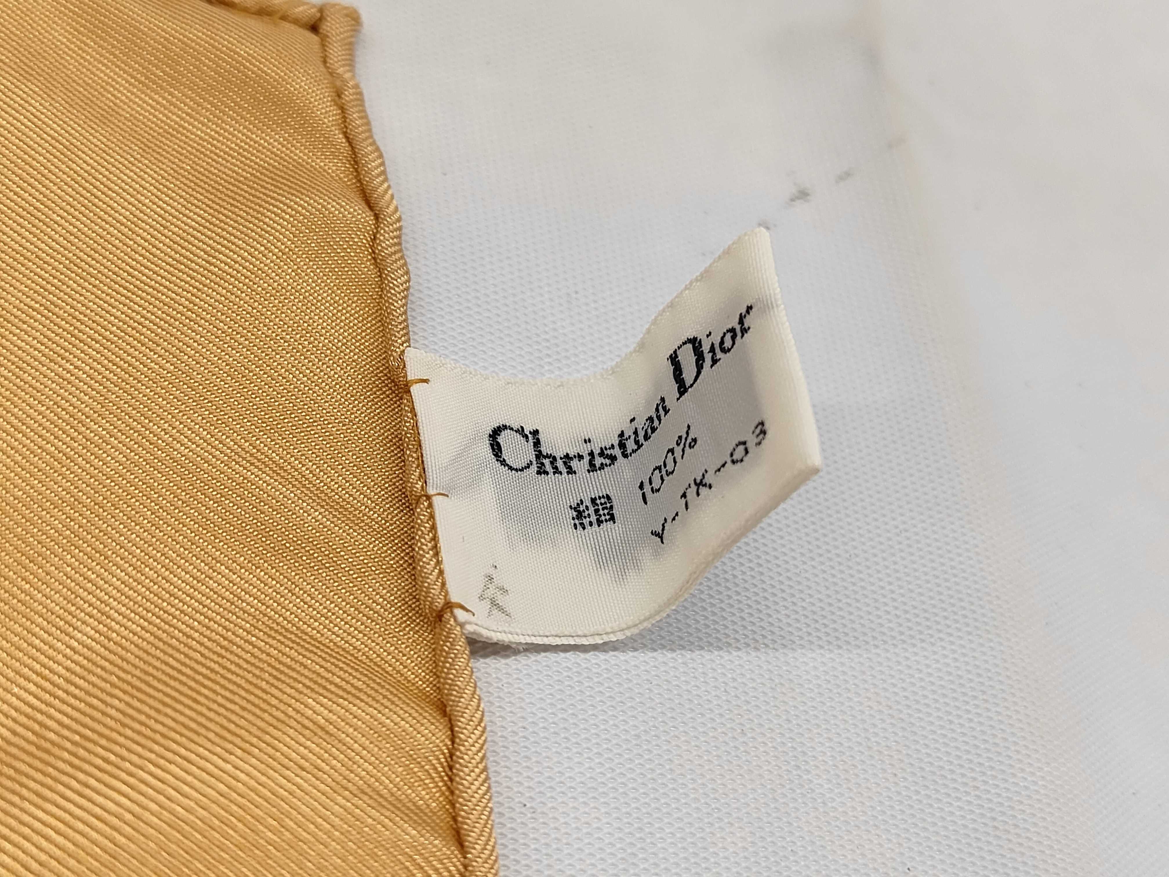 scarf, Dior other accessories, and other items. — view 6