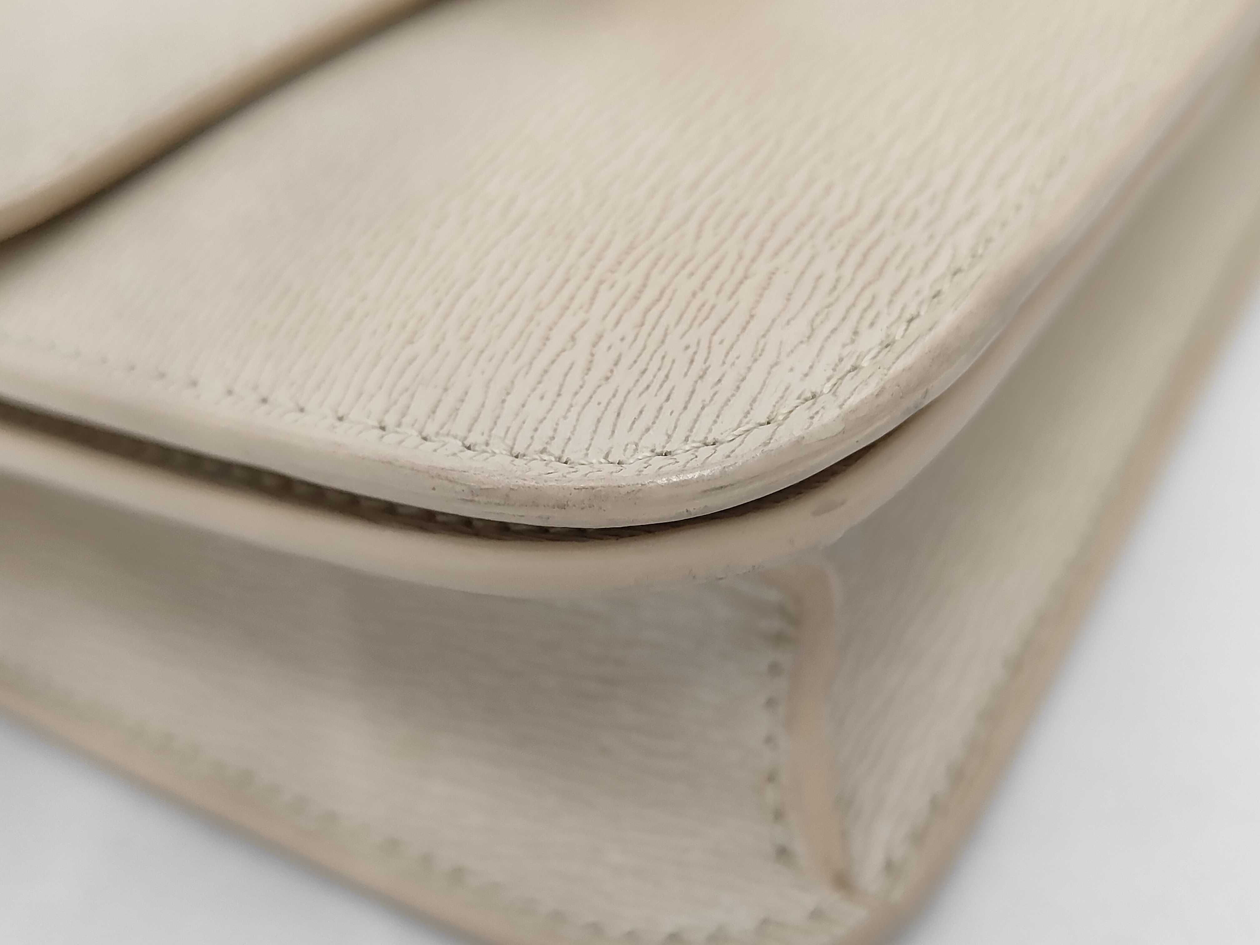 Small Classic Box Shoulder Bag, Leather, Beige, Gold Hardware — view 3