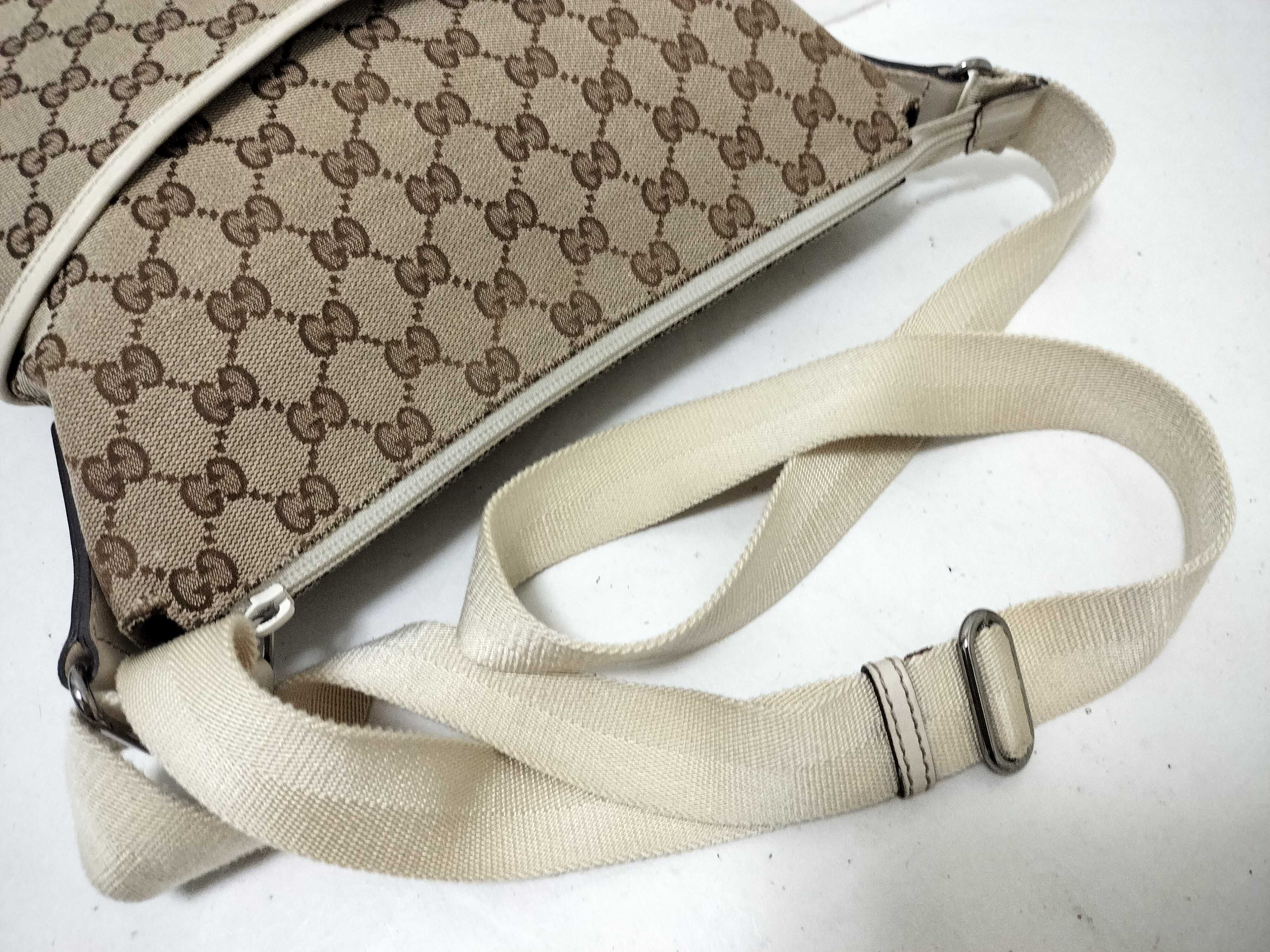 GG Canvas Shoulder Bag, Off-White, GG Canvas, 145857 001013 — view 3