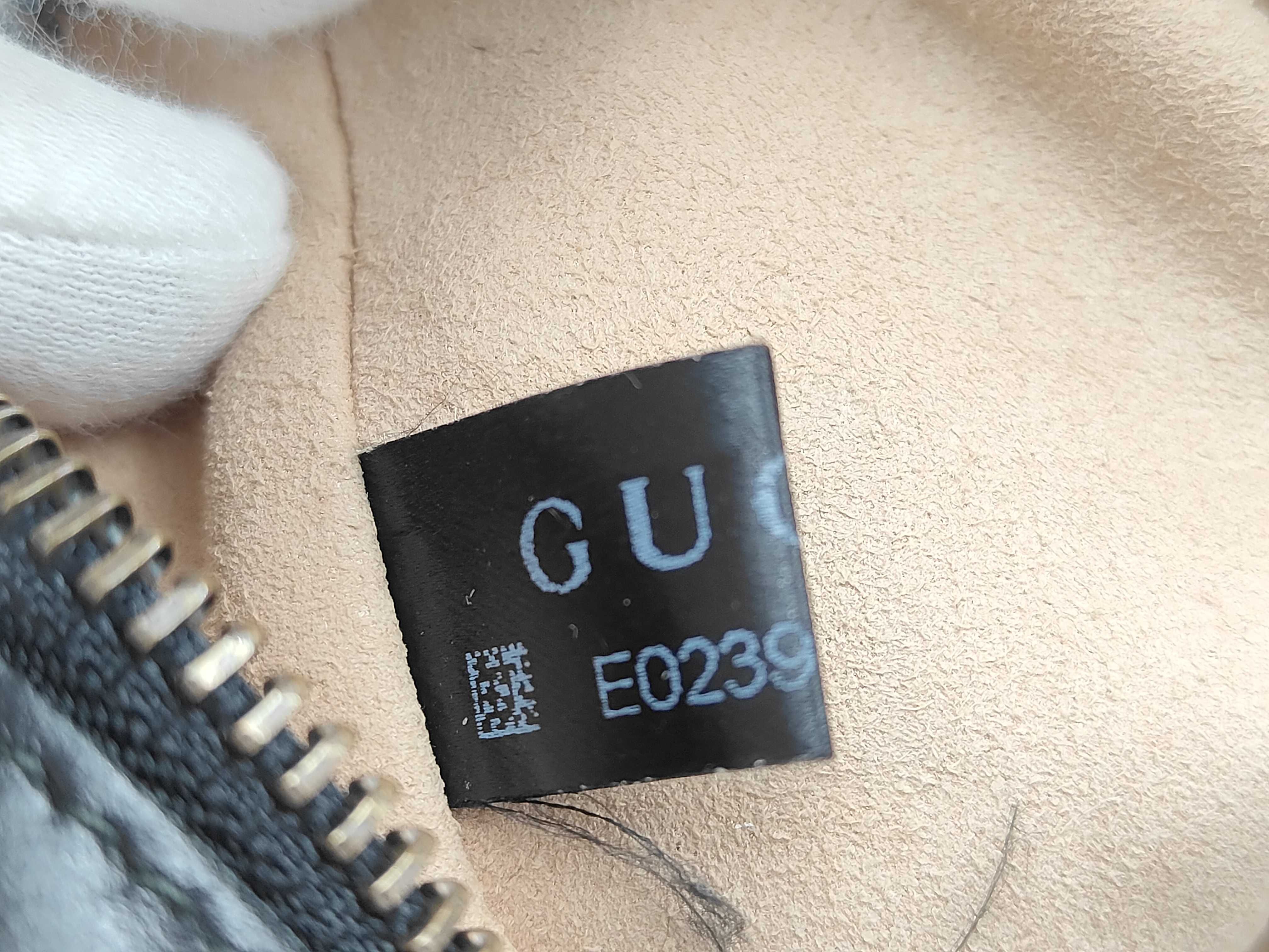 GG Marmont Chain Shoulder Bag — view 14