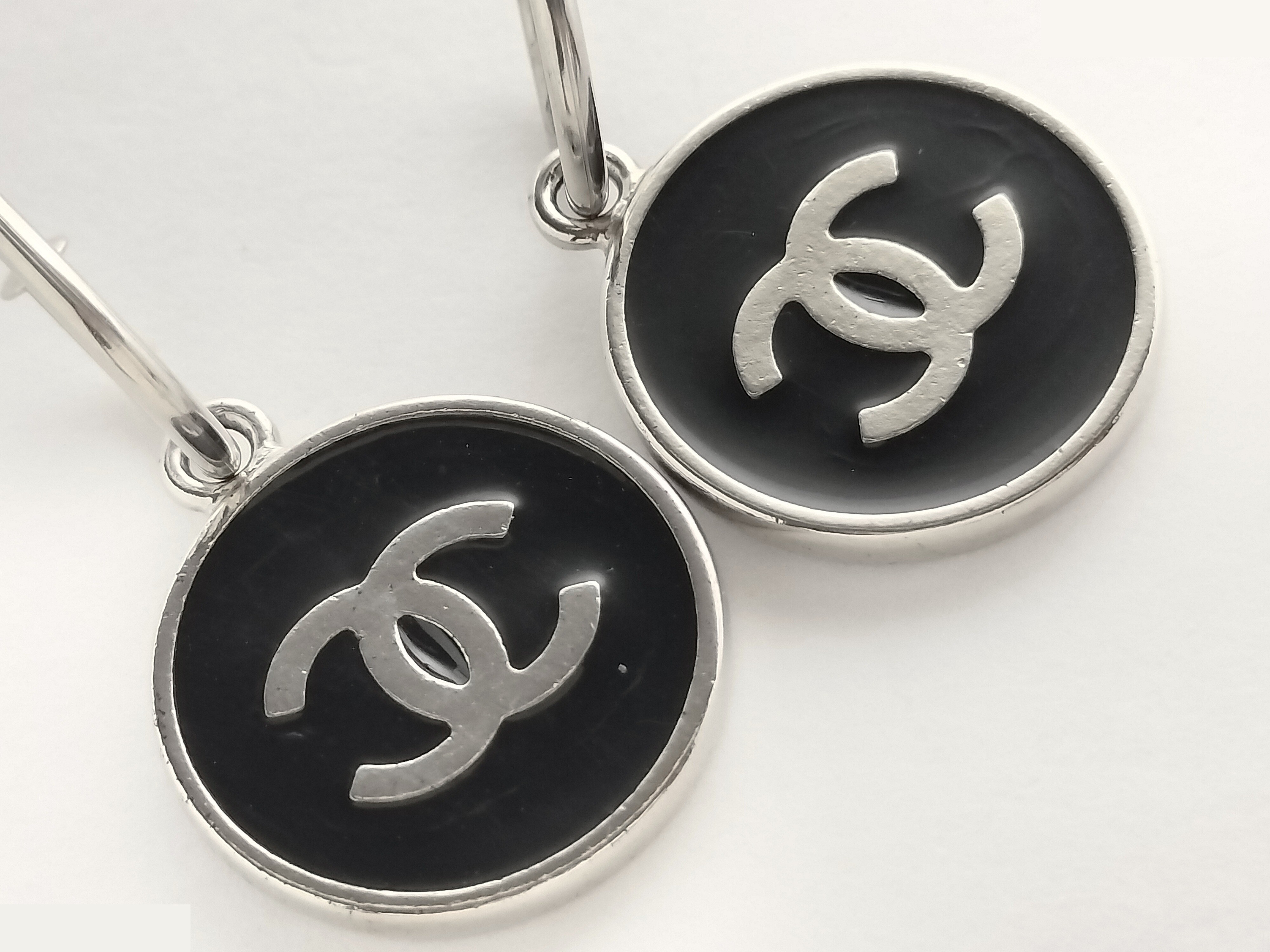 Coco Black Silver Hoop Earrings 06V — view 4