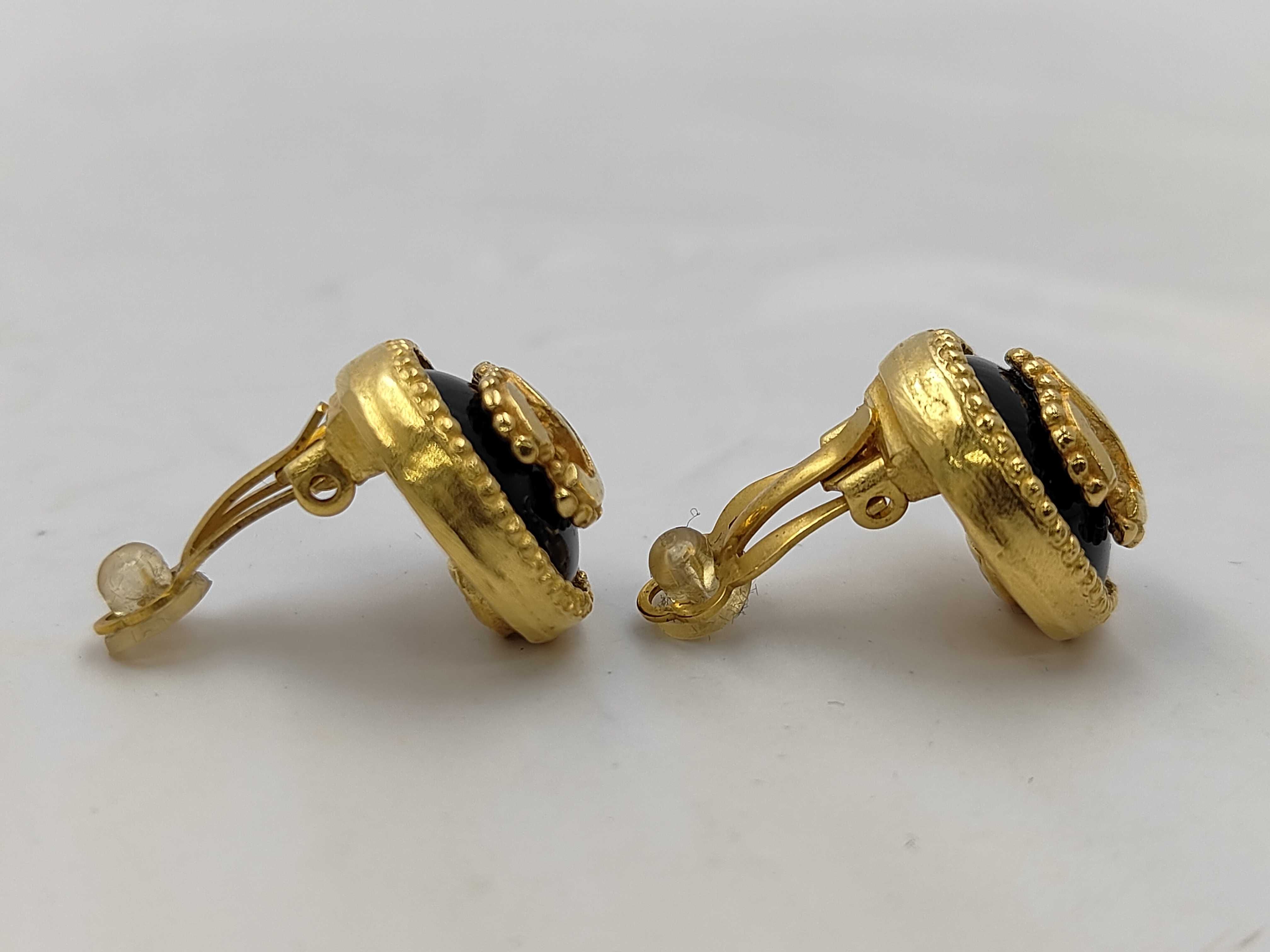 96A Coco Mark Round Earrings (with box) — view 4
