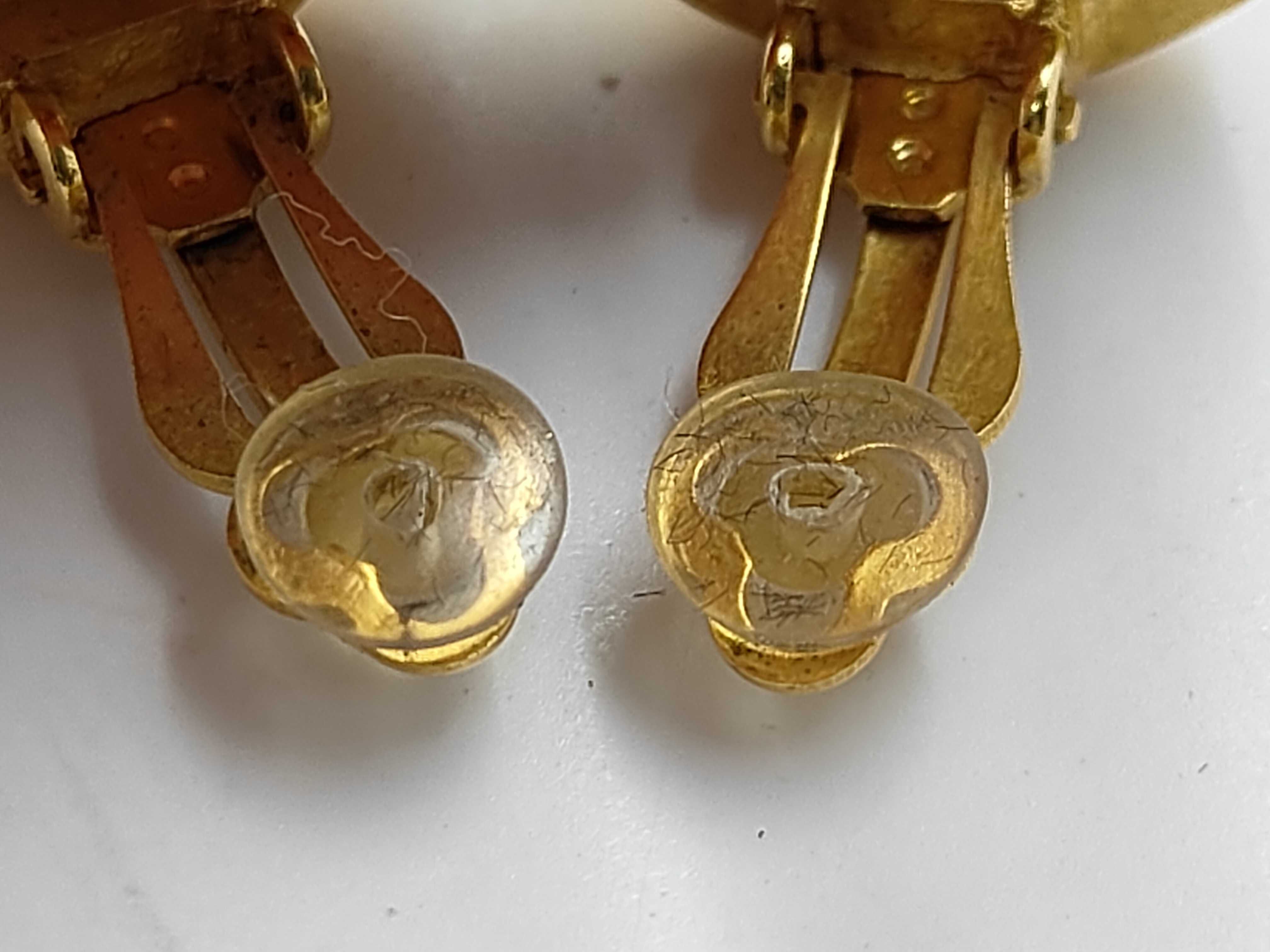 96A Coco Mark Round Earrings (with box) — view 8