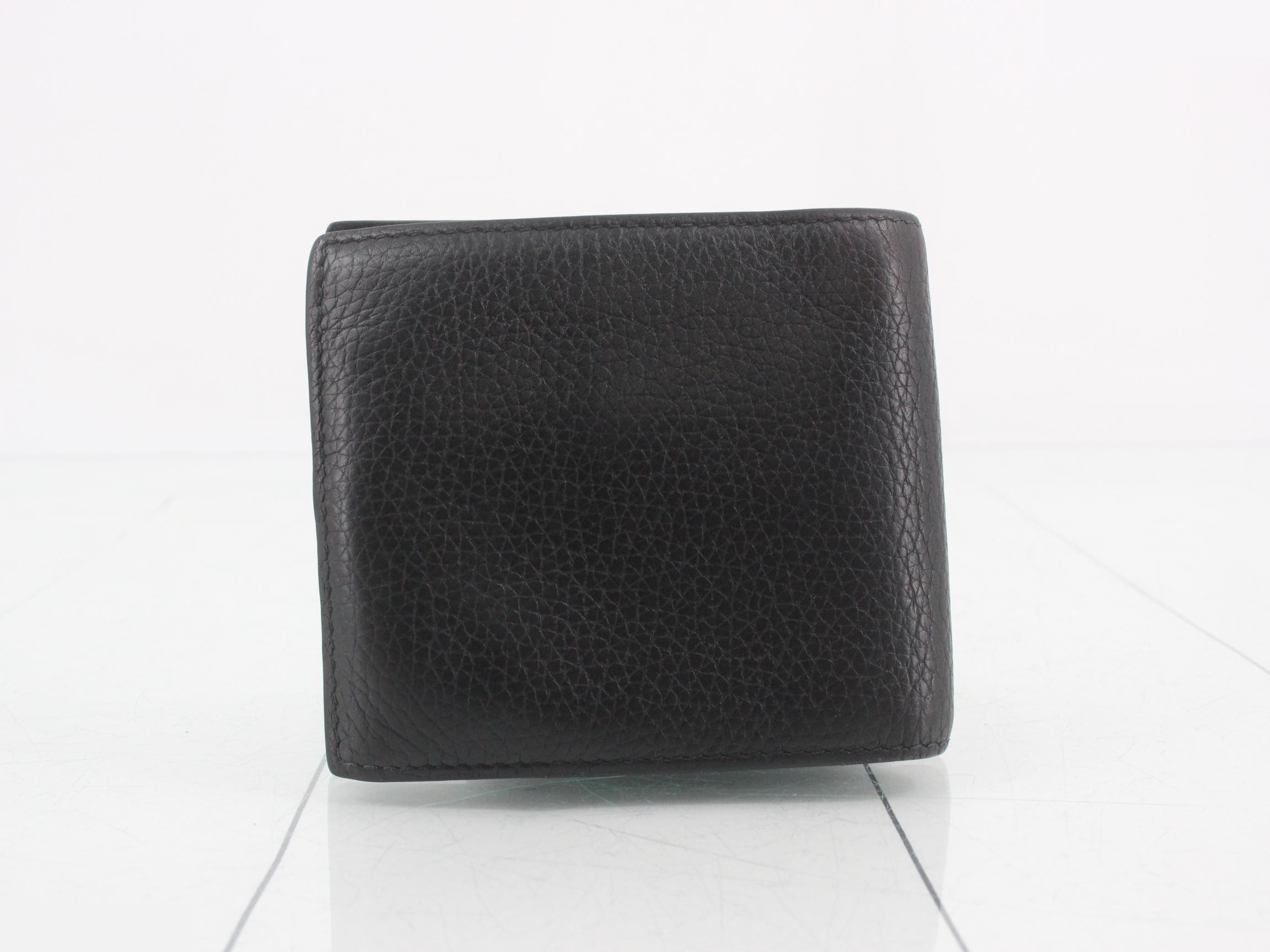 Bi-fold wallet — view 2
