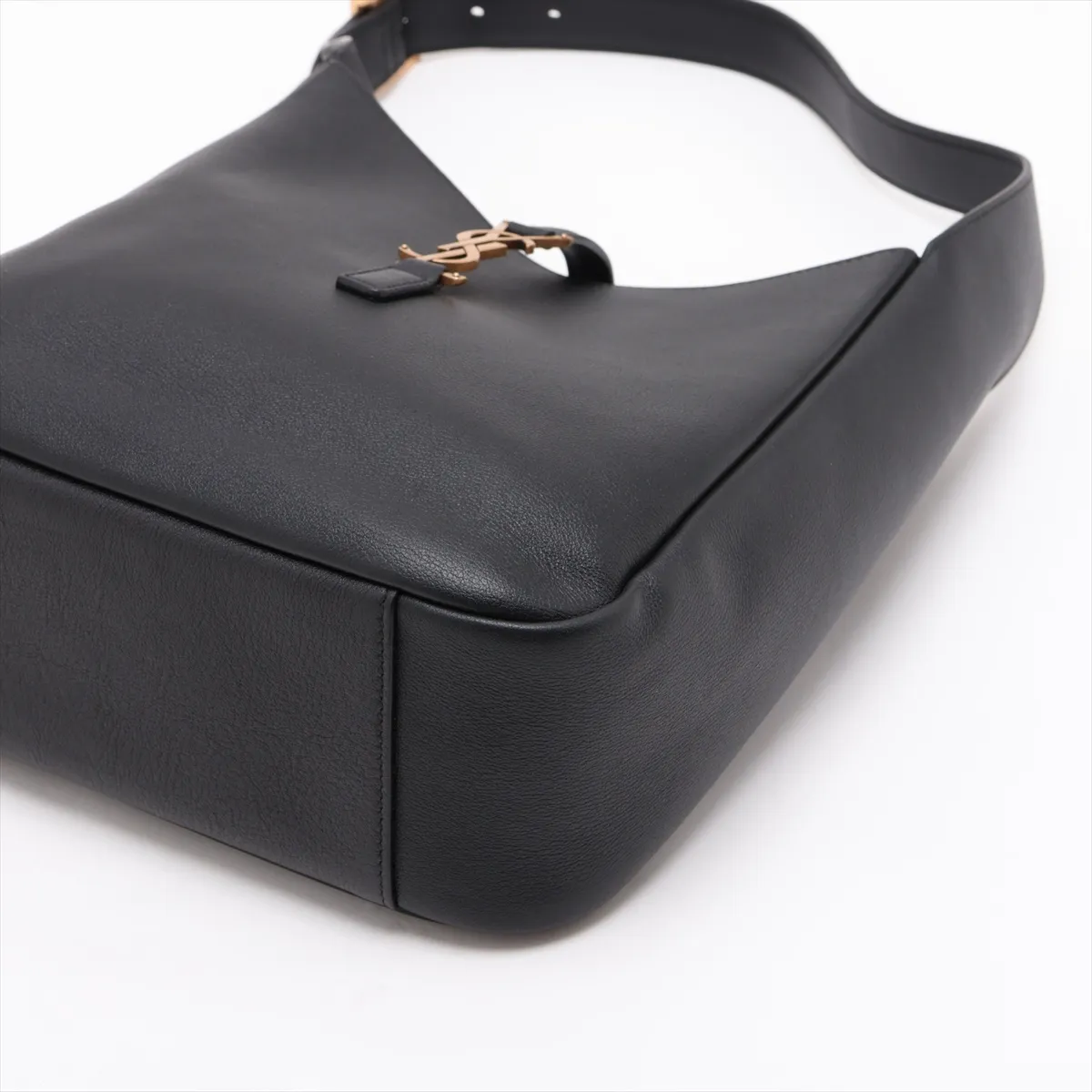 LE 5 A 7 Small Leather Shoulder Bag, Black, 713938 — view 3