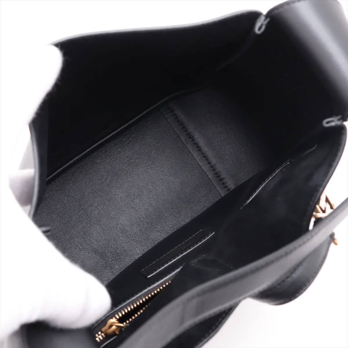LE 5 A 7 Small Leather Shoulder Bag, Black, 713938 — view 7