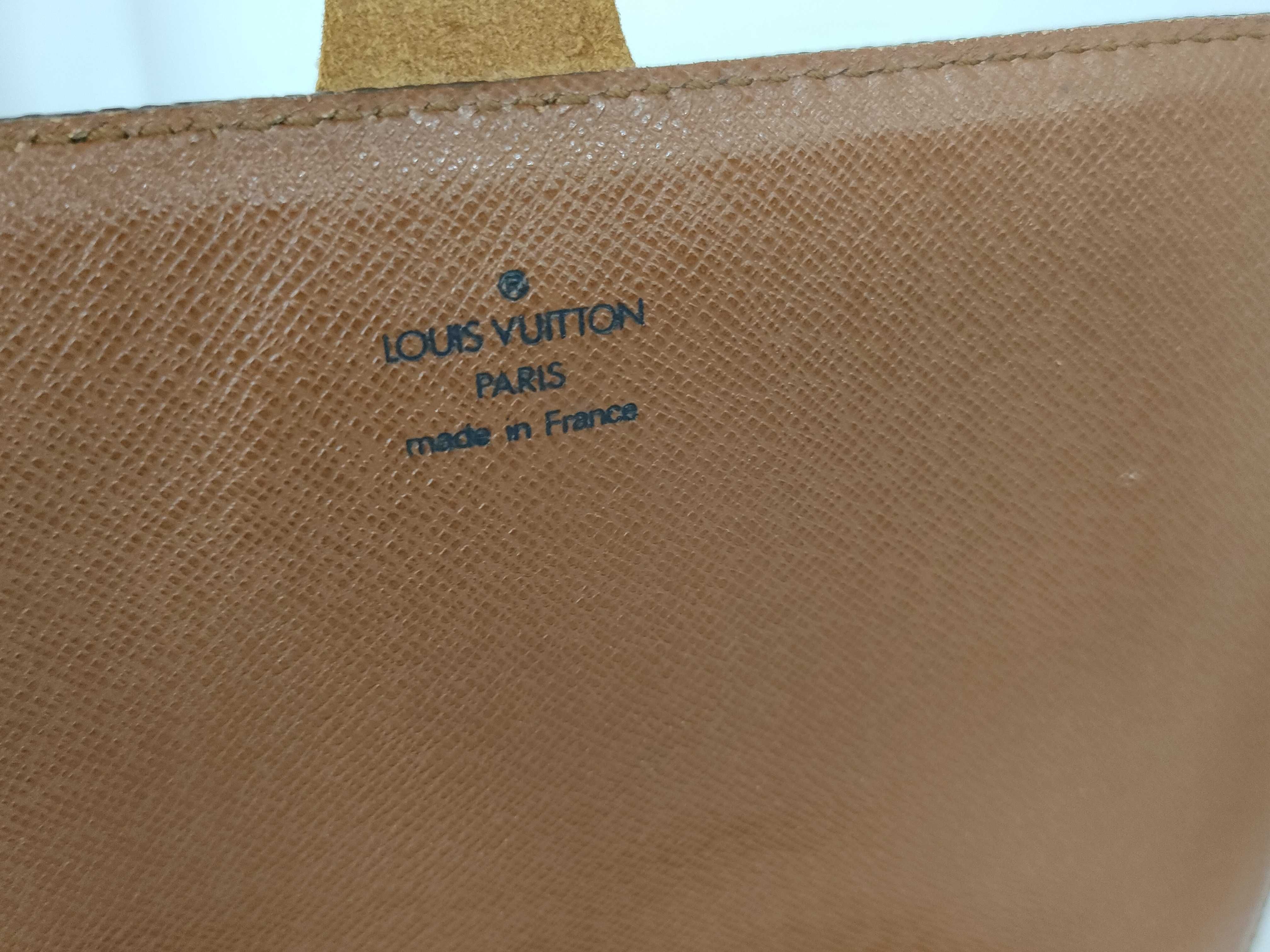 Monogram Louis Vuitton Shoulder Bag Cult Cher Shoulder Bag — view 11