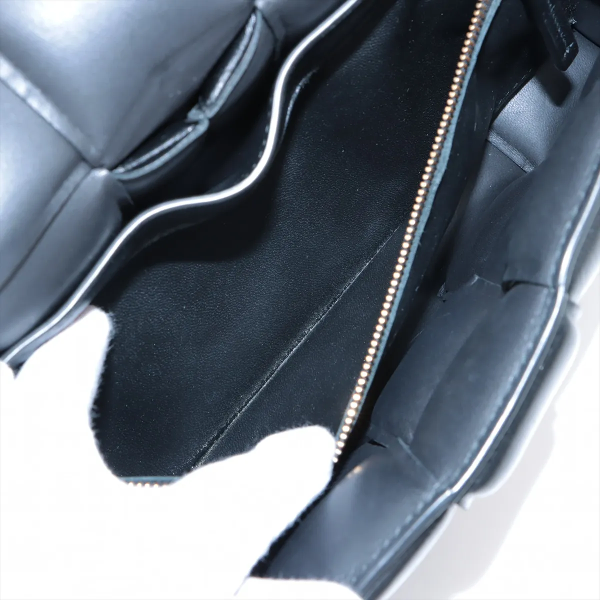 Maxi Intrecciato Padette Cassette Leather Shoulder Bag Black — view 7