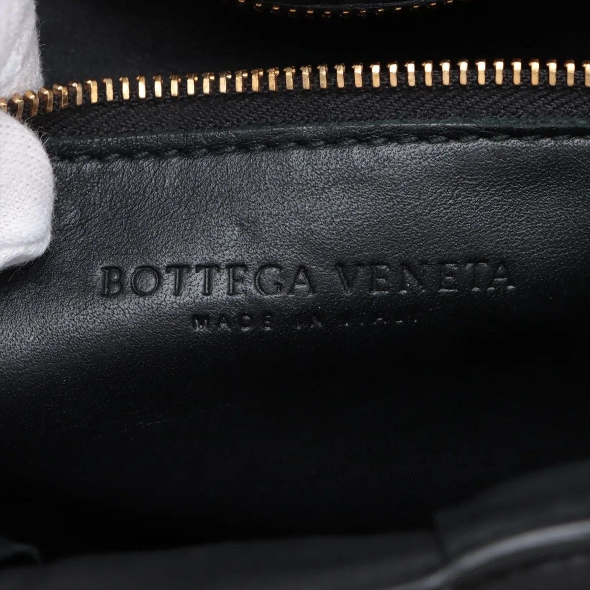Maxi Intrecciato Padette Cassette Leather Shoulder Bag Black — view 8
