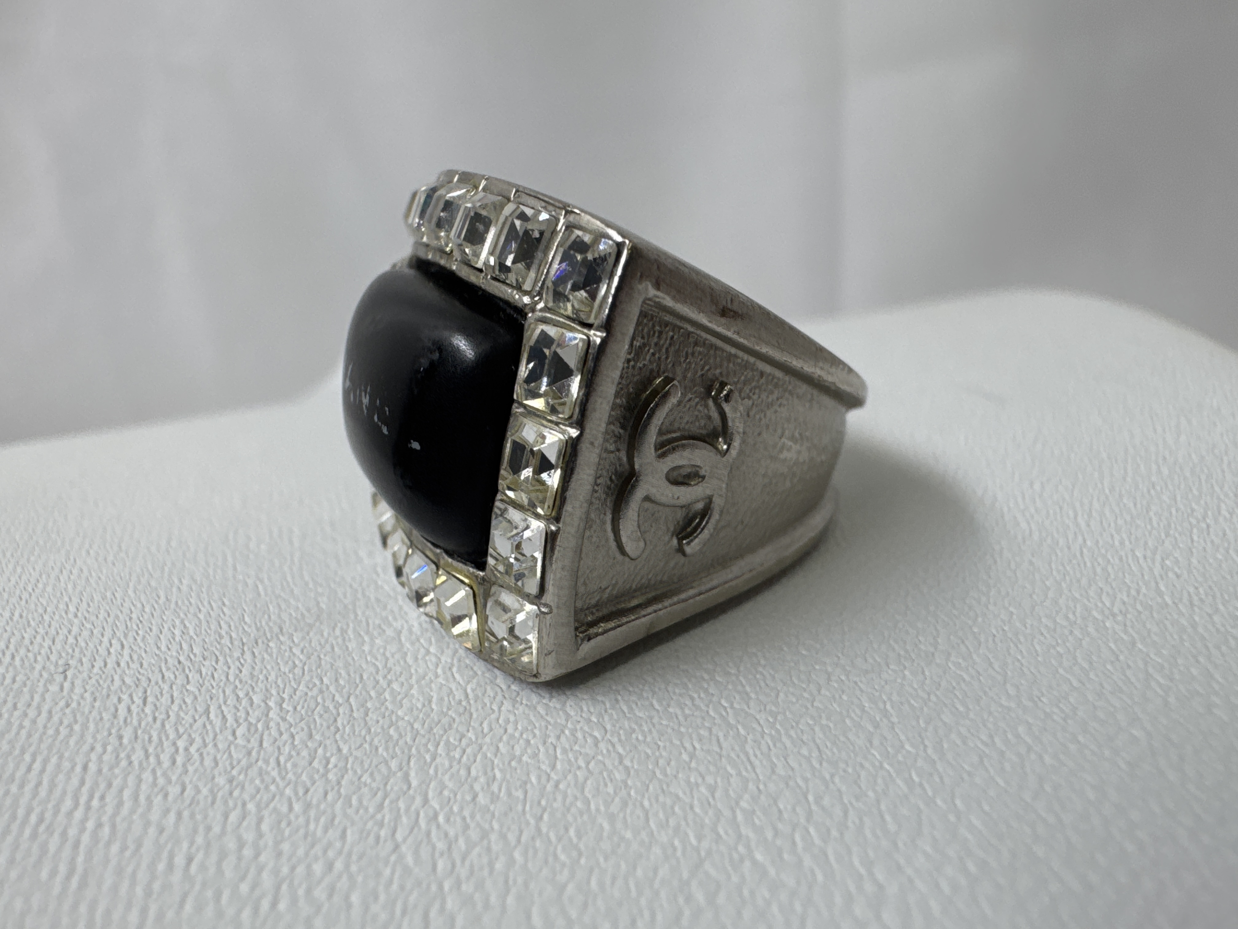 size #13 ring — view 3