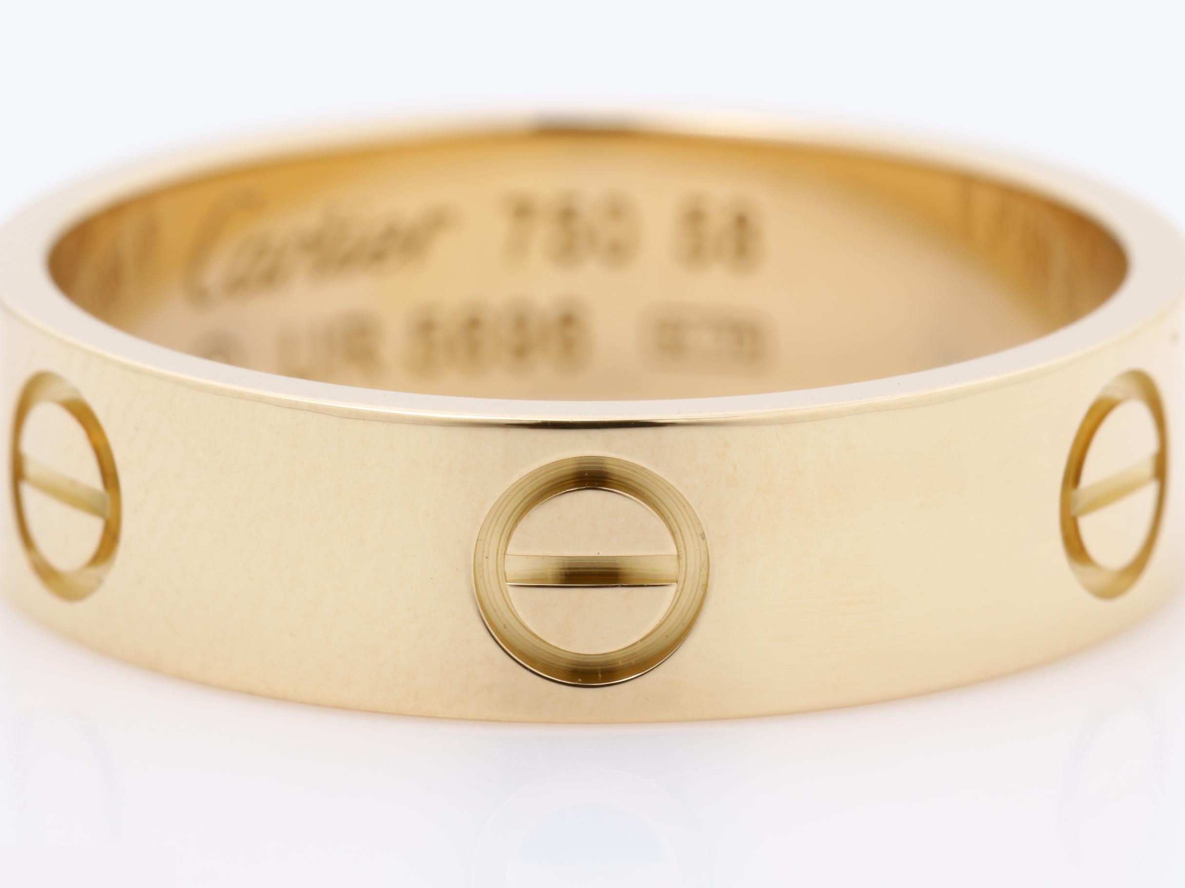 750PG Love Ring, Size 58, 6.1g, Approx. 5.5mm Width — view 2