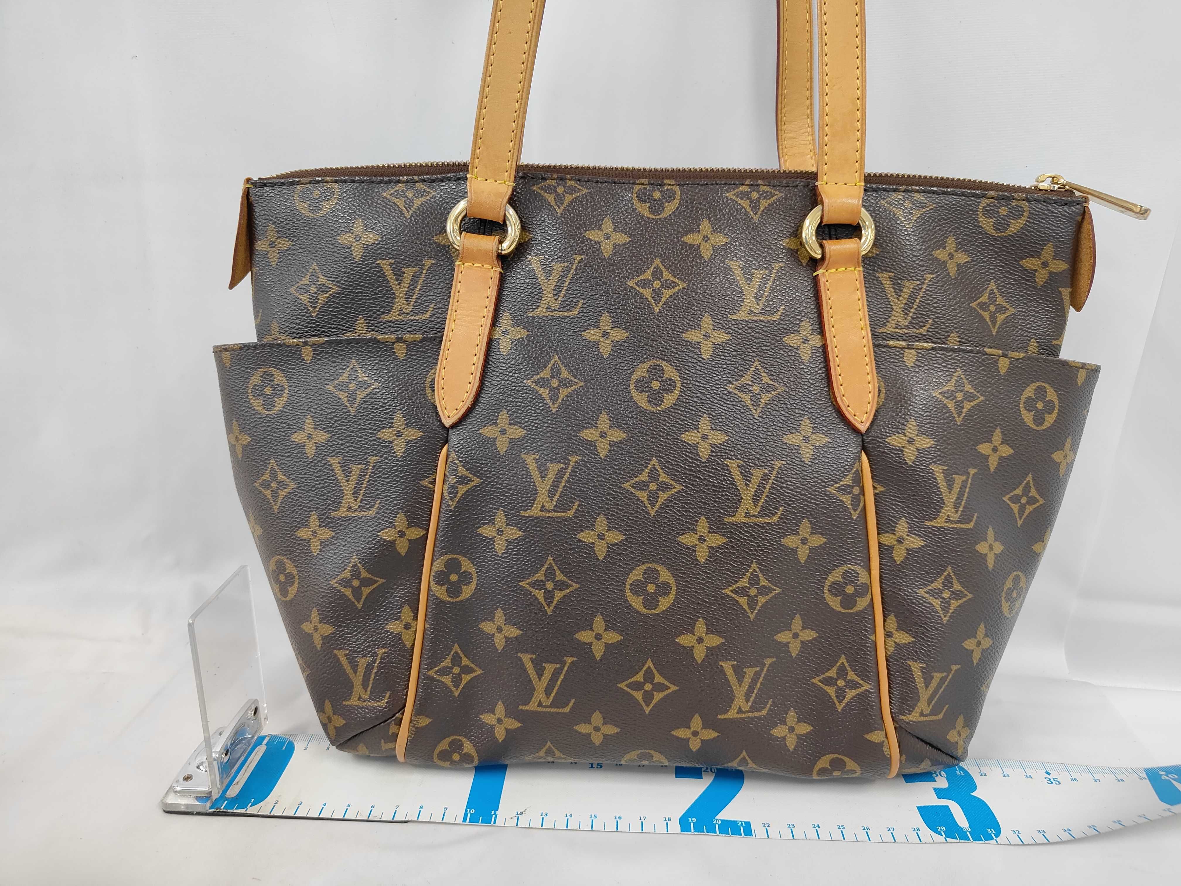 Monogram Louis Vuitton Monogram Handbag — view 2