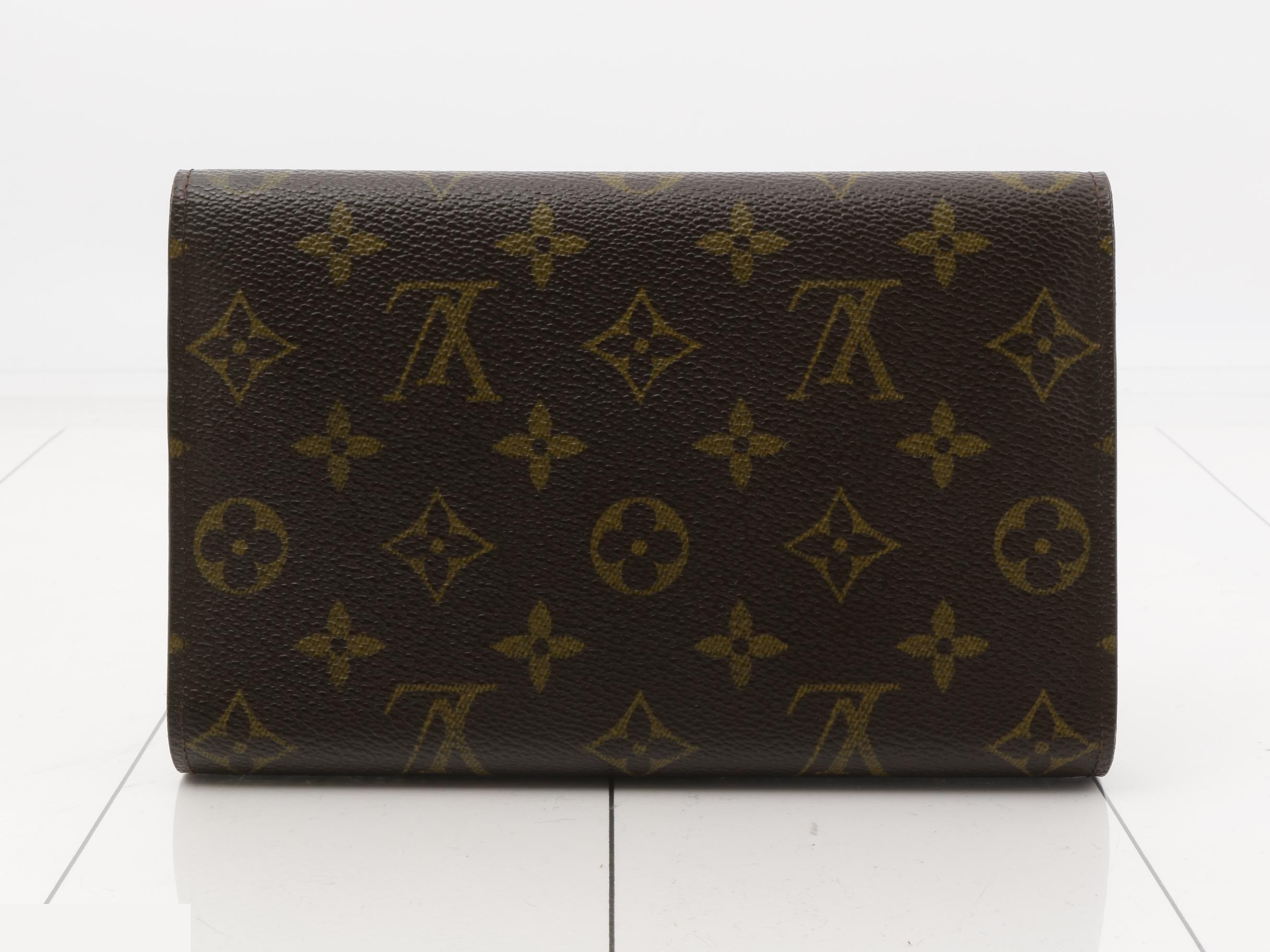 Pochette Passport — view 2