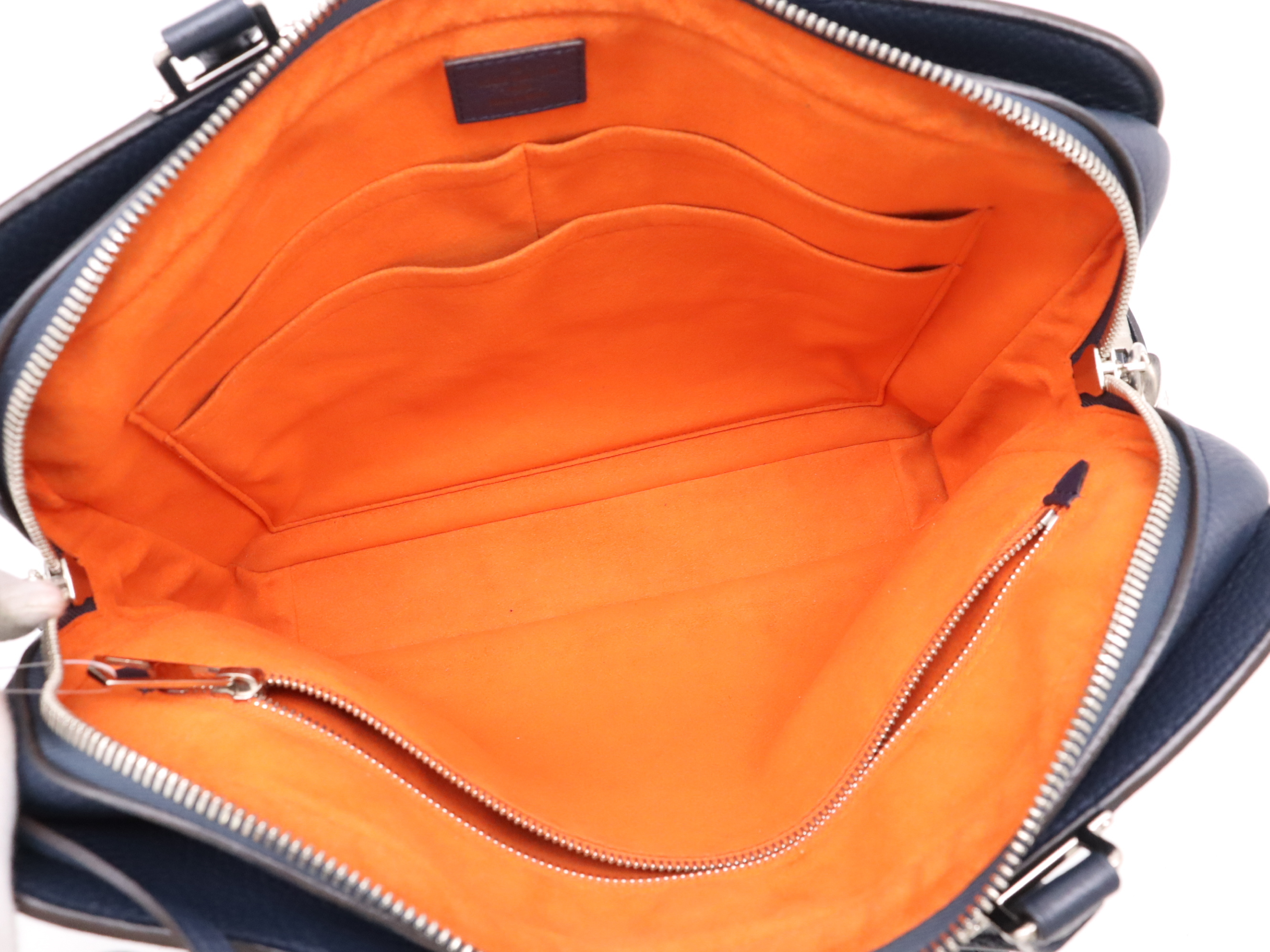 M42681 Taurillon Armand Briefcase MM Handbag with shoulder strap, cadena, key x 2, and crochet — view 11