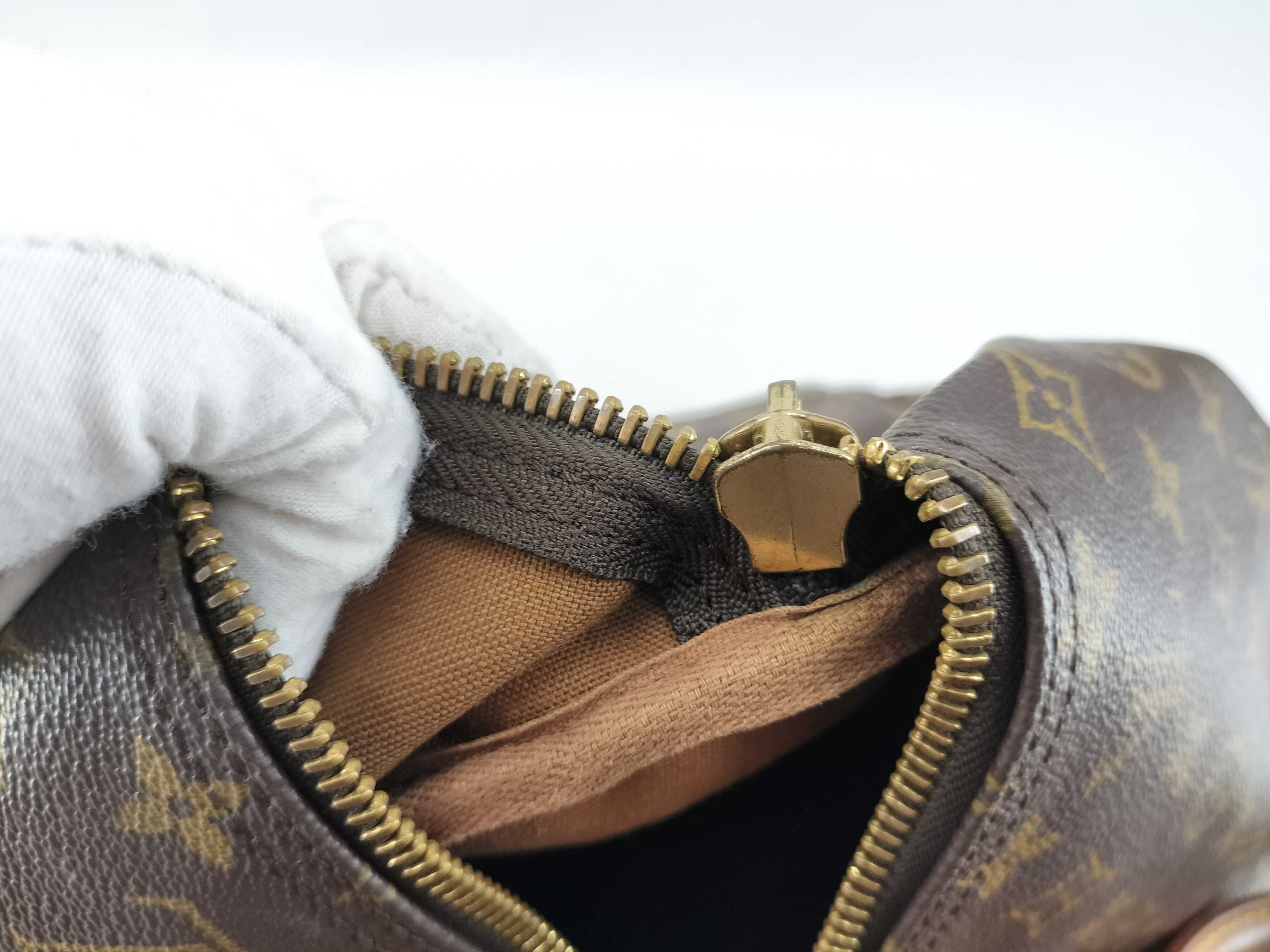 LV Keepall Boston Bag — view 14