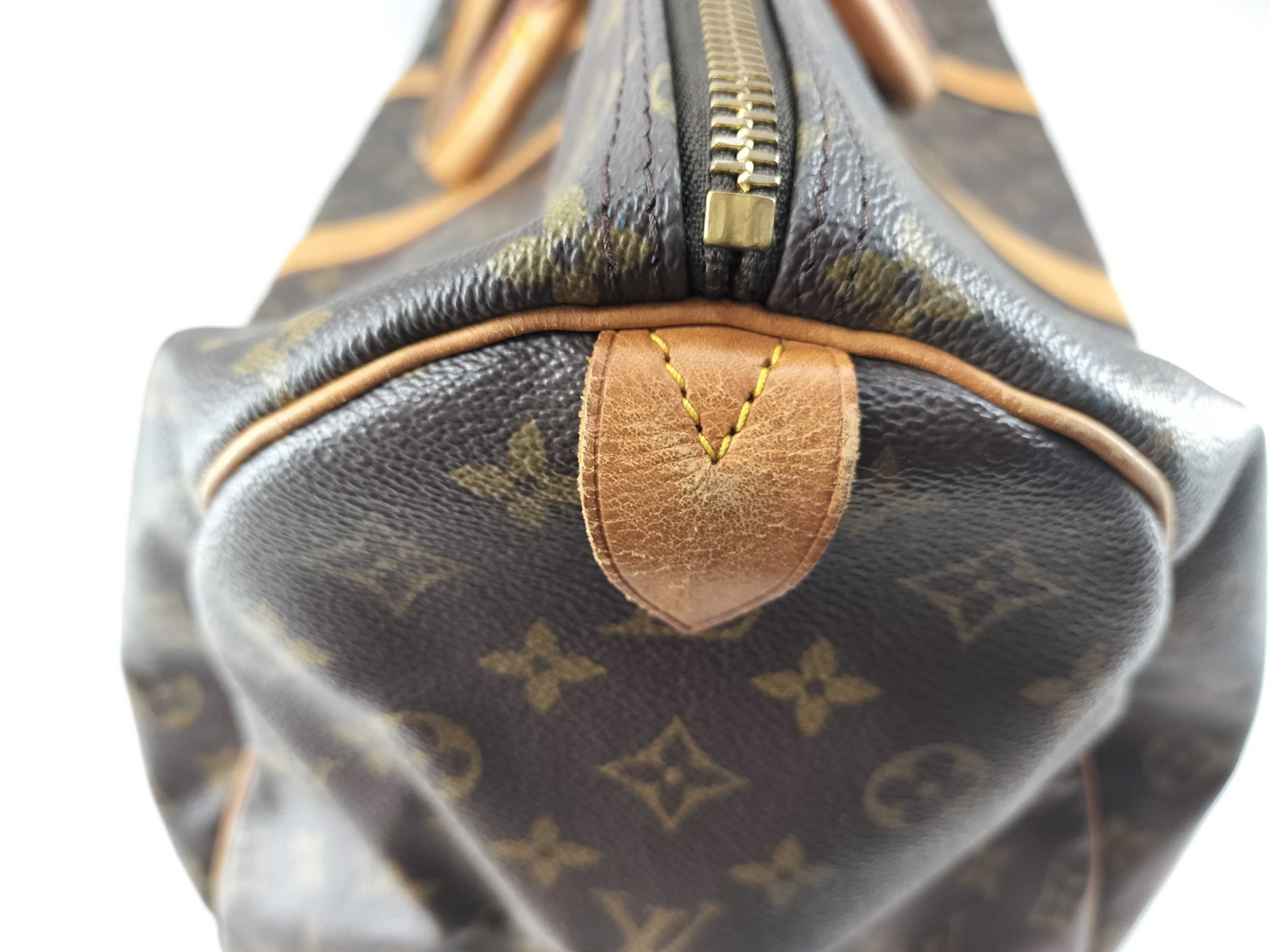 LV Keepall Boston Bag — view 10