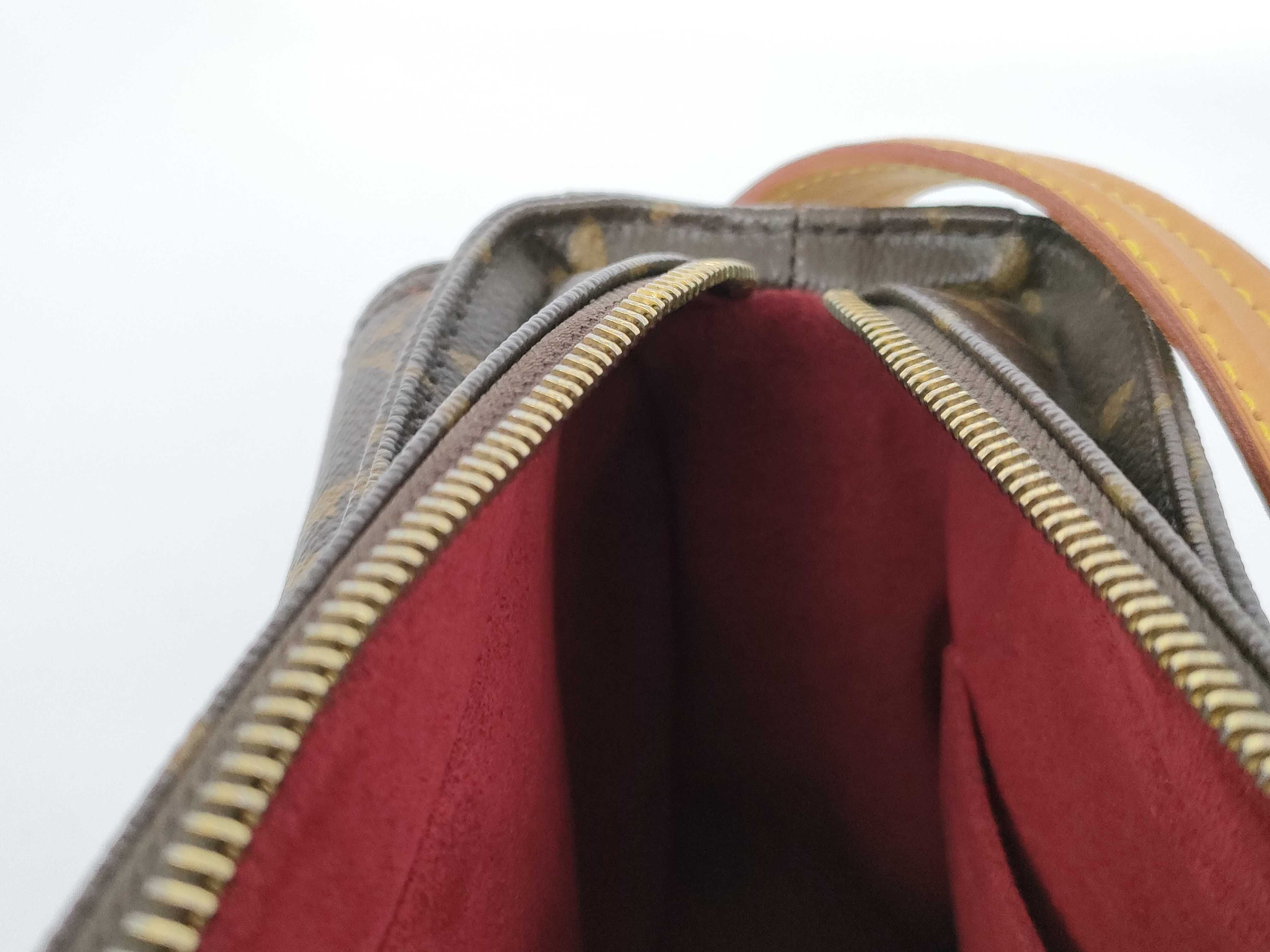 Monogram LV Vivacite MM Shoulder Bag — view 10