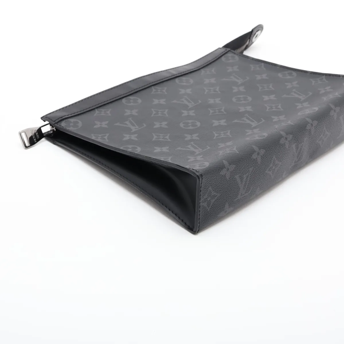 Monogram Eclipse Pochette Voyage MM M61692 SP0137 Black — view 4