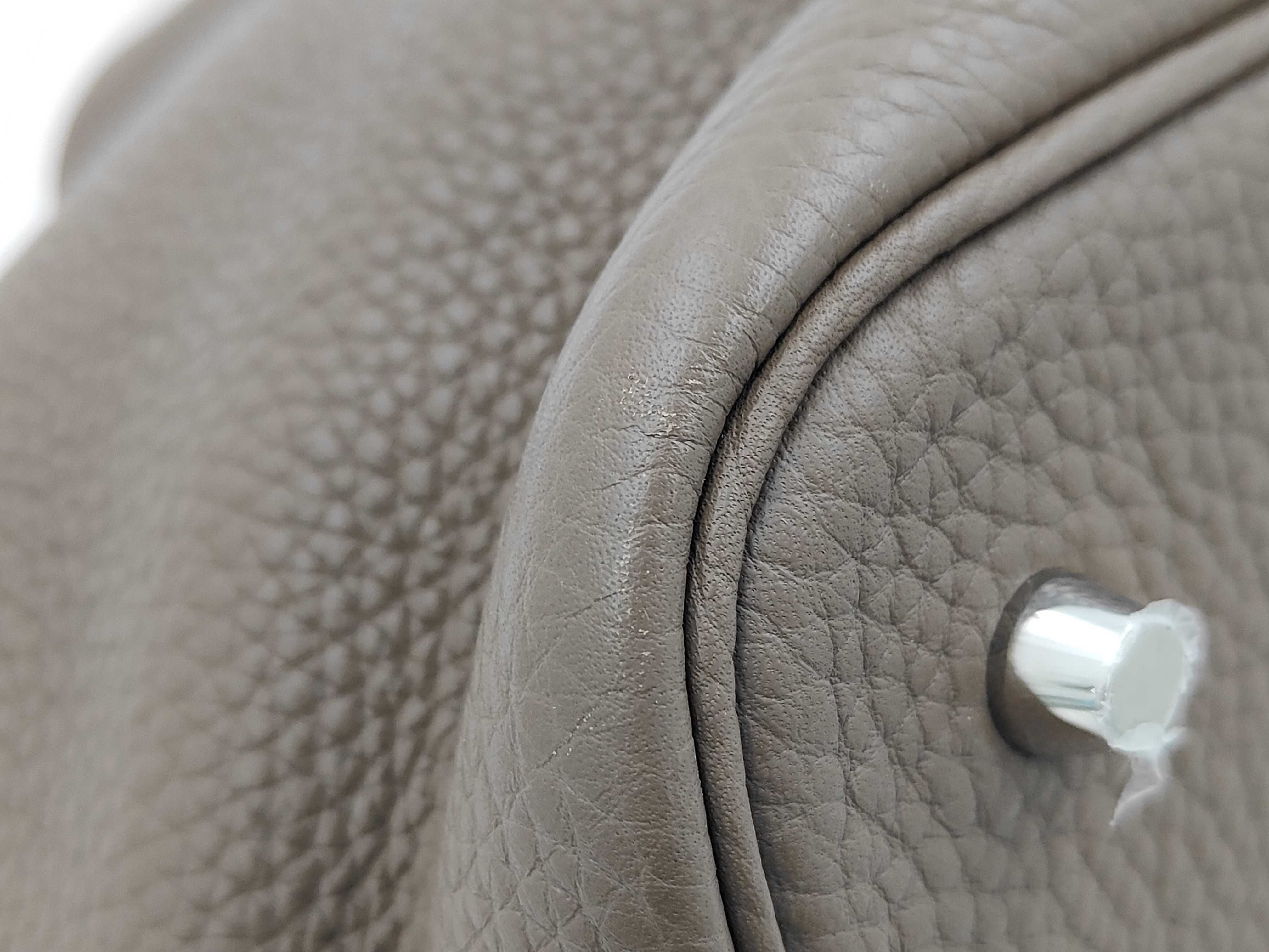 Picotin Lock MM 22 Taurillon Clemence Etoupe Handbag — view 6