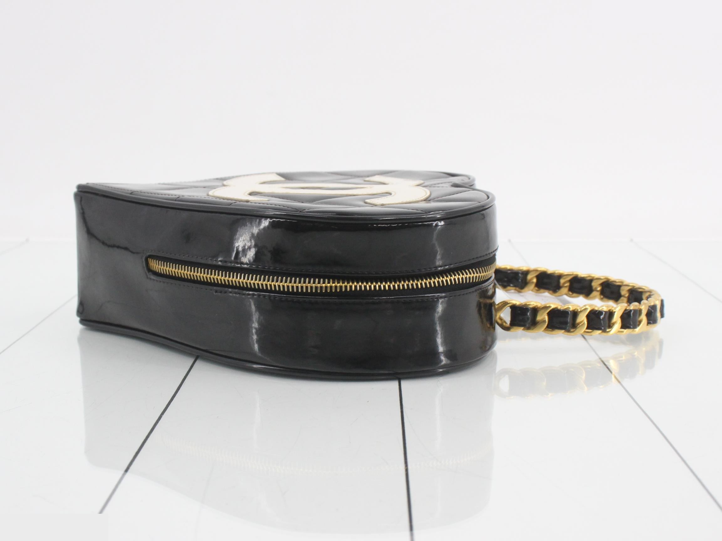 Enamel (bag) / Handbag — view 3