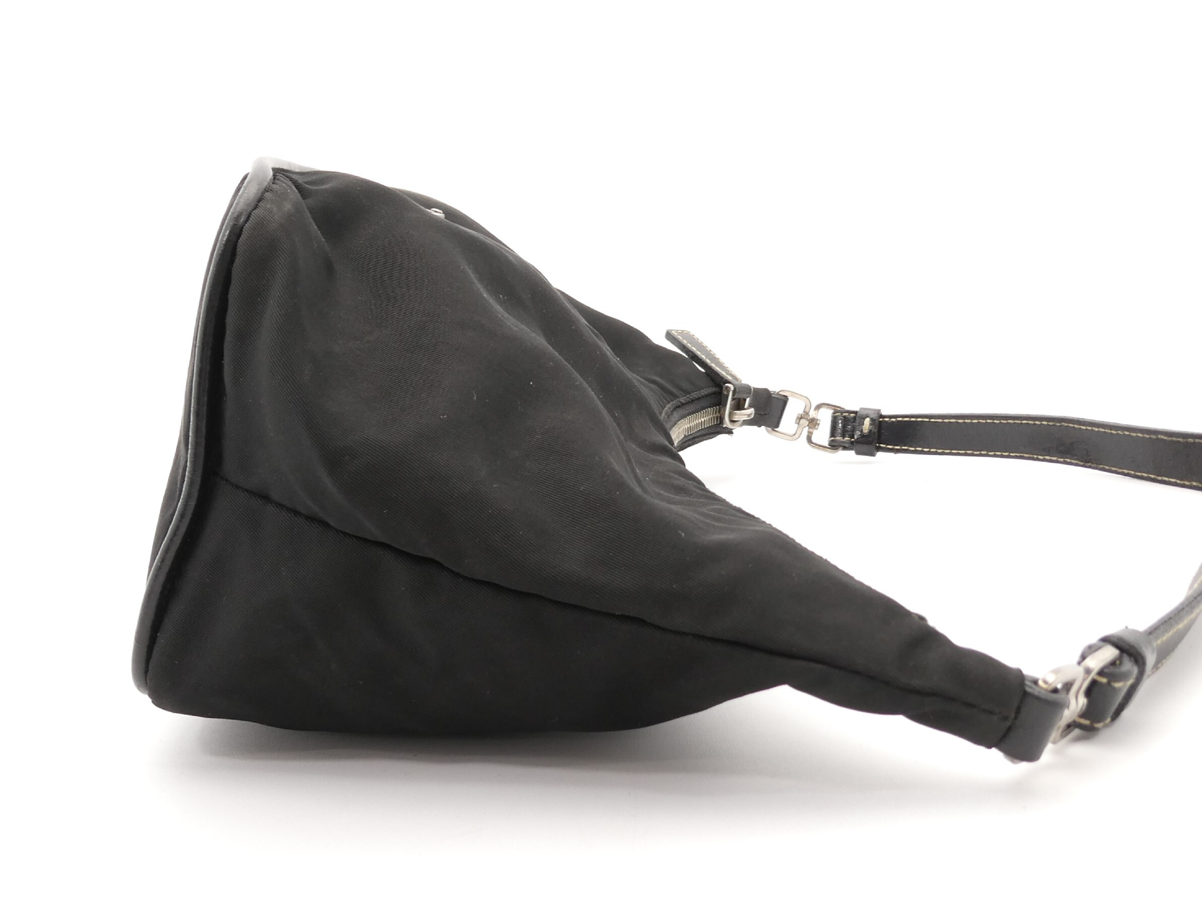 logo plate nylon leather shoulder bag — view 4