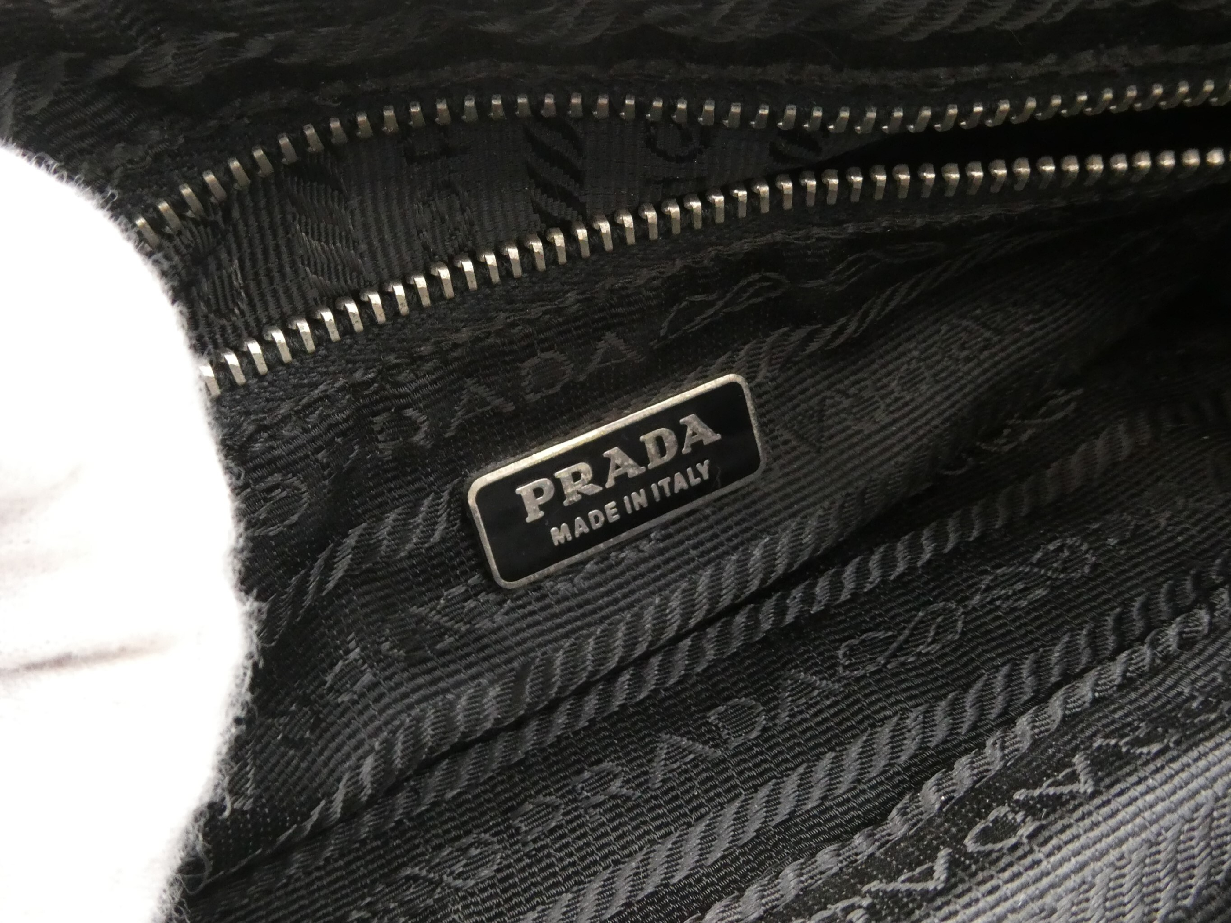 logo plate nylon leather shoulder bag — view 8