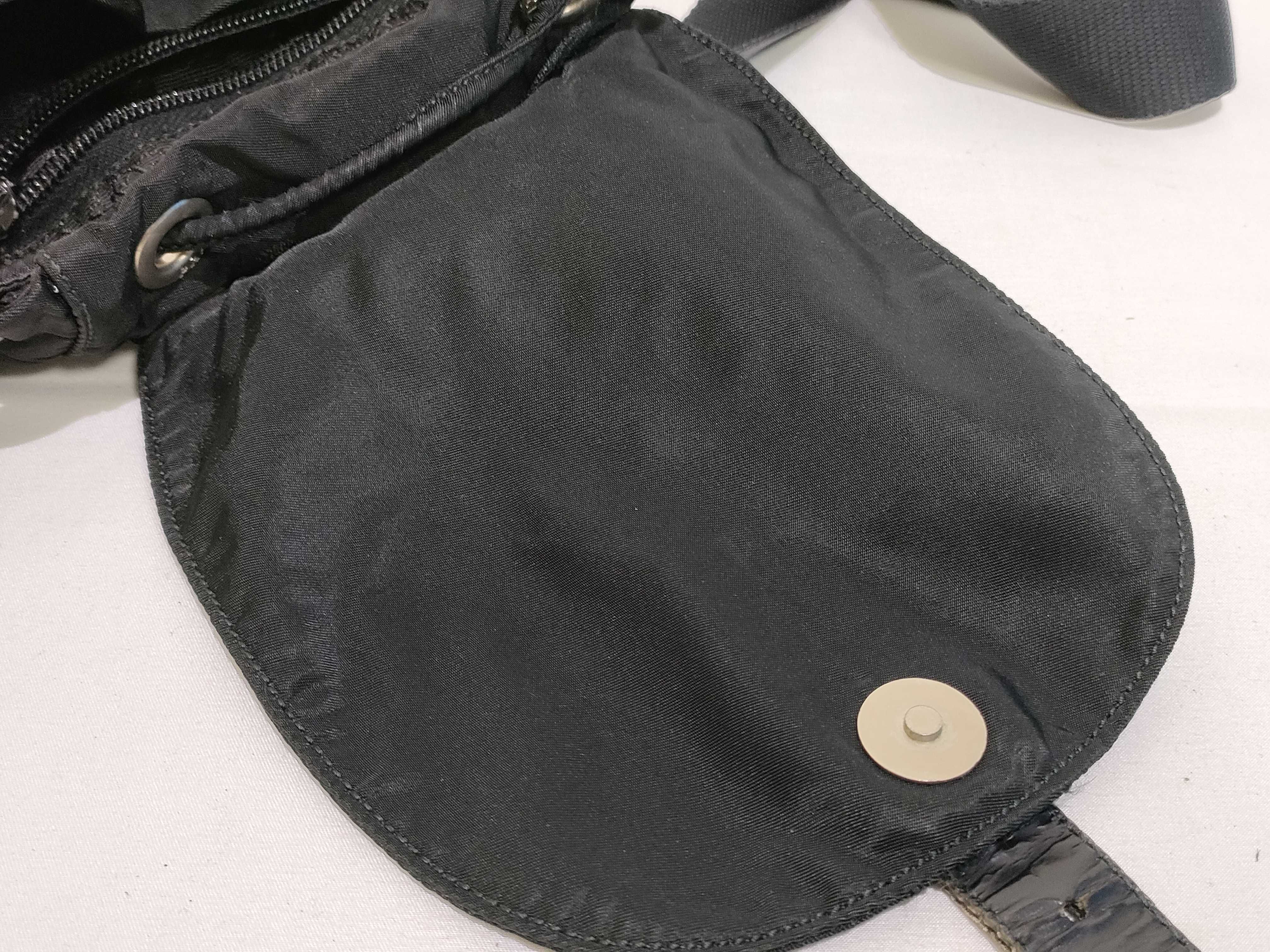 nylon backpack with Prada triangular logo. — view 13