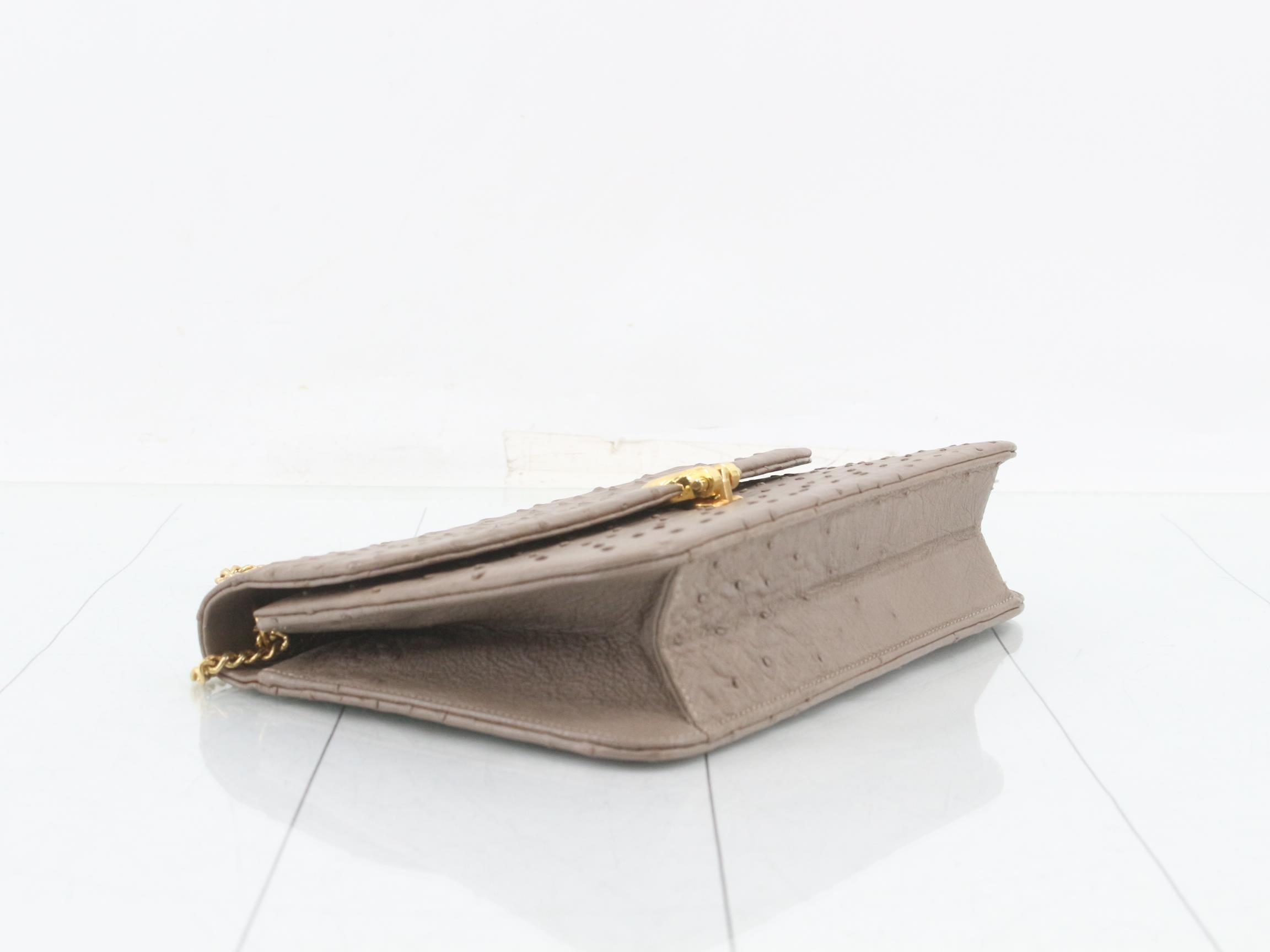 Other lines: Bags - Chain Shoulder Bag - Beige — view 5