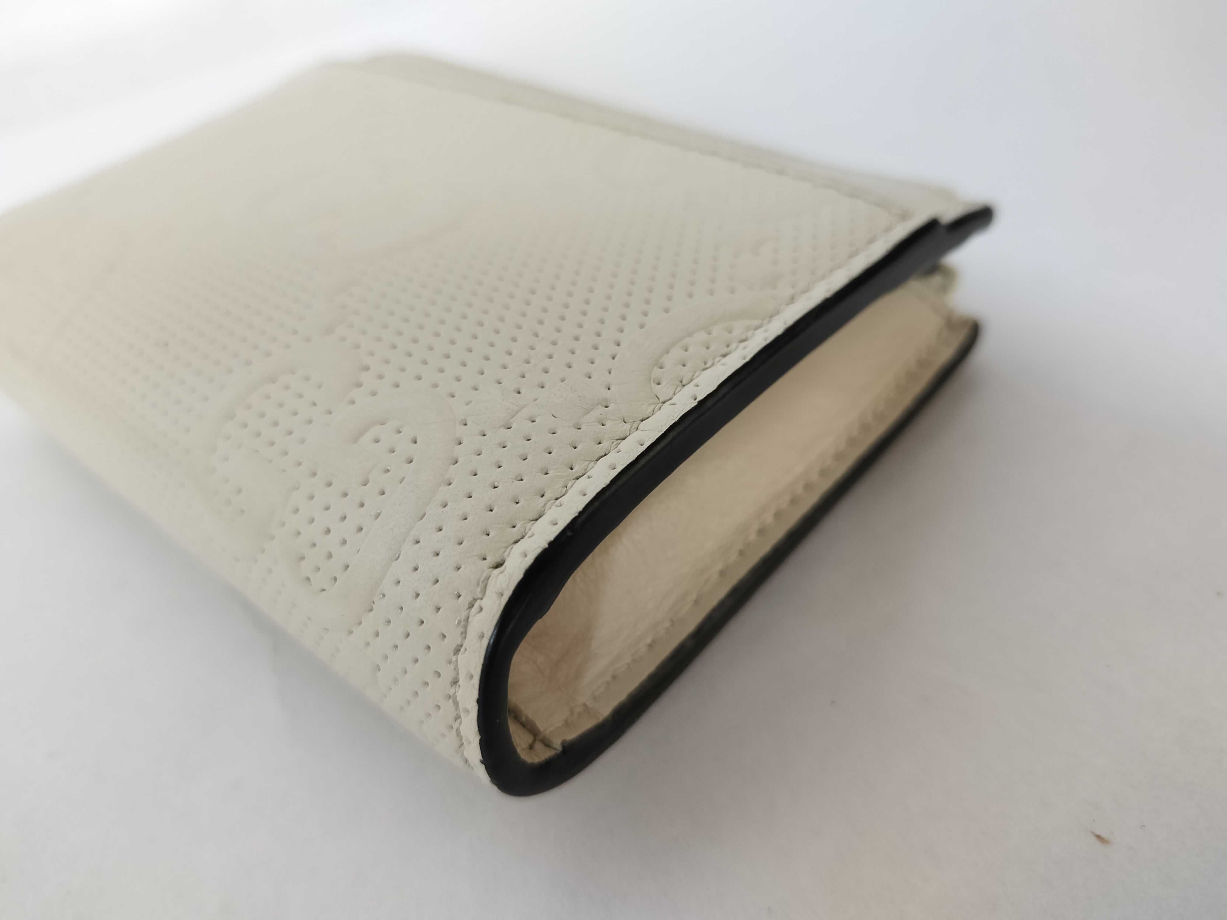 GG Embossed Compact Wallet 657571 — view 3
