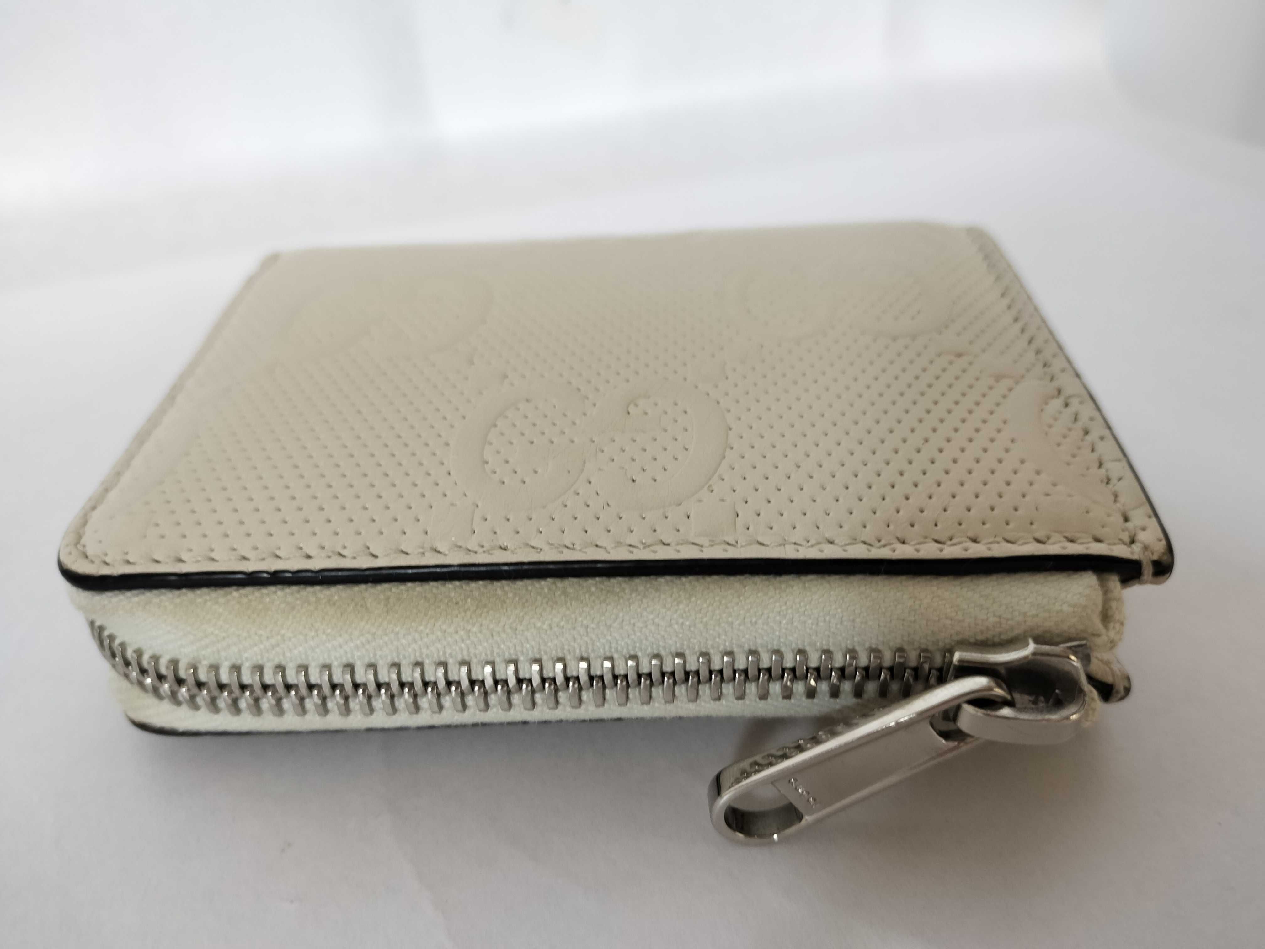 GG Embossed Compact Wallet 657571 — view 5