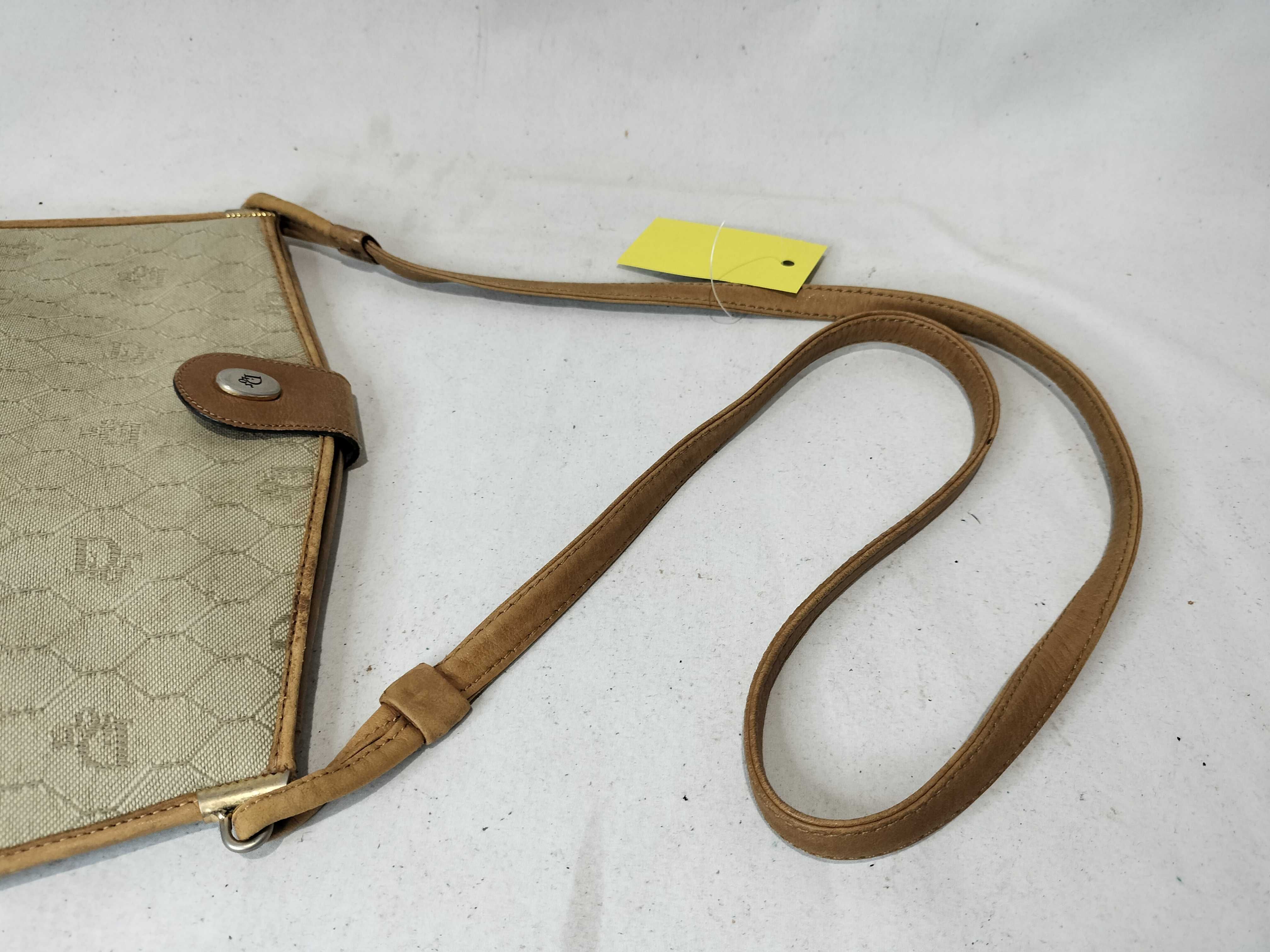 all-over print vintage shoulder bag — view 4