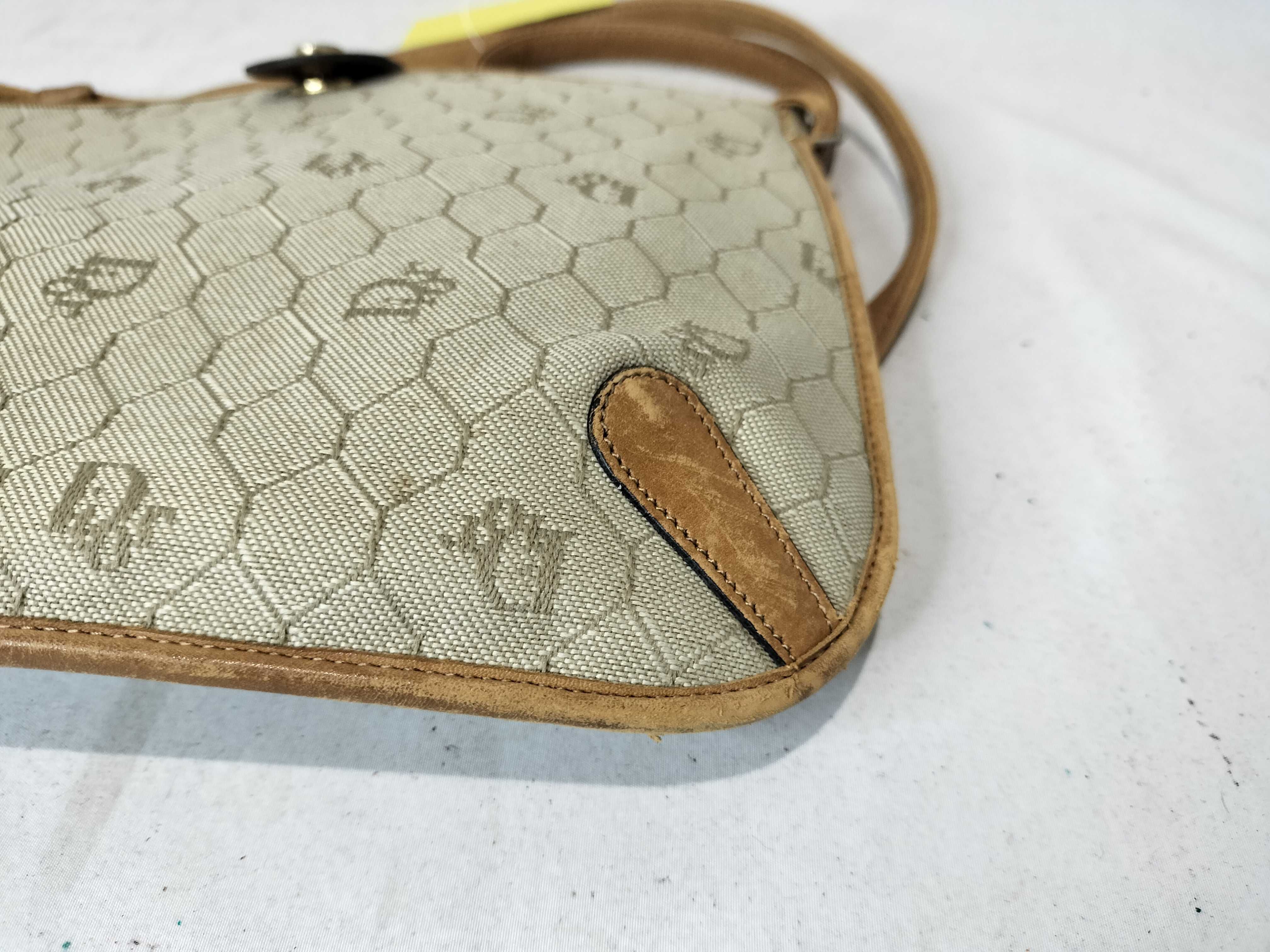 all-over print vintage shoulder bag — view 7