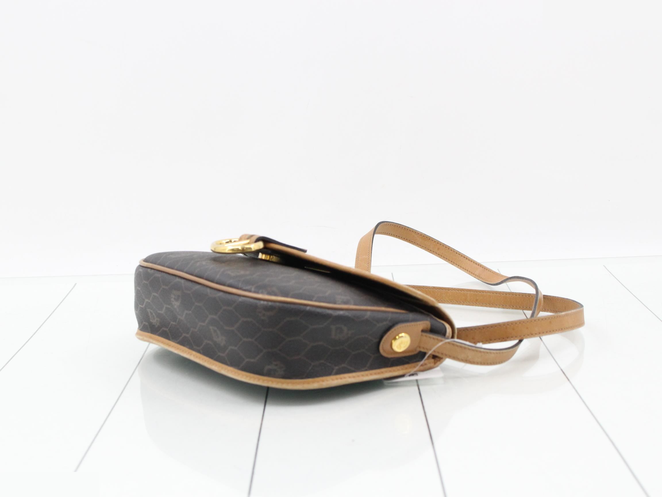 Shoulder bag, honeycomb pattern, PVC, leather — view 6
