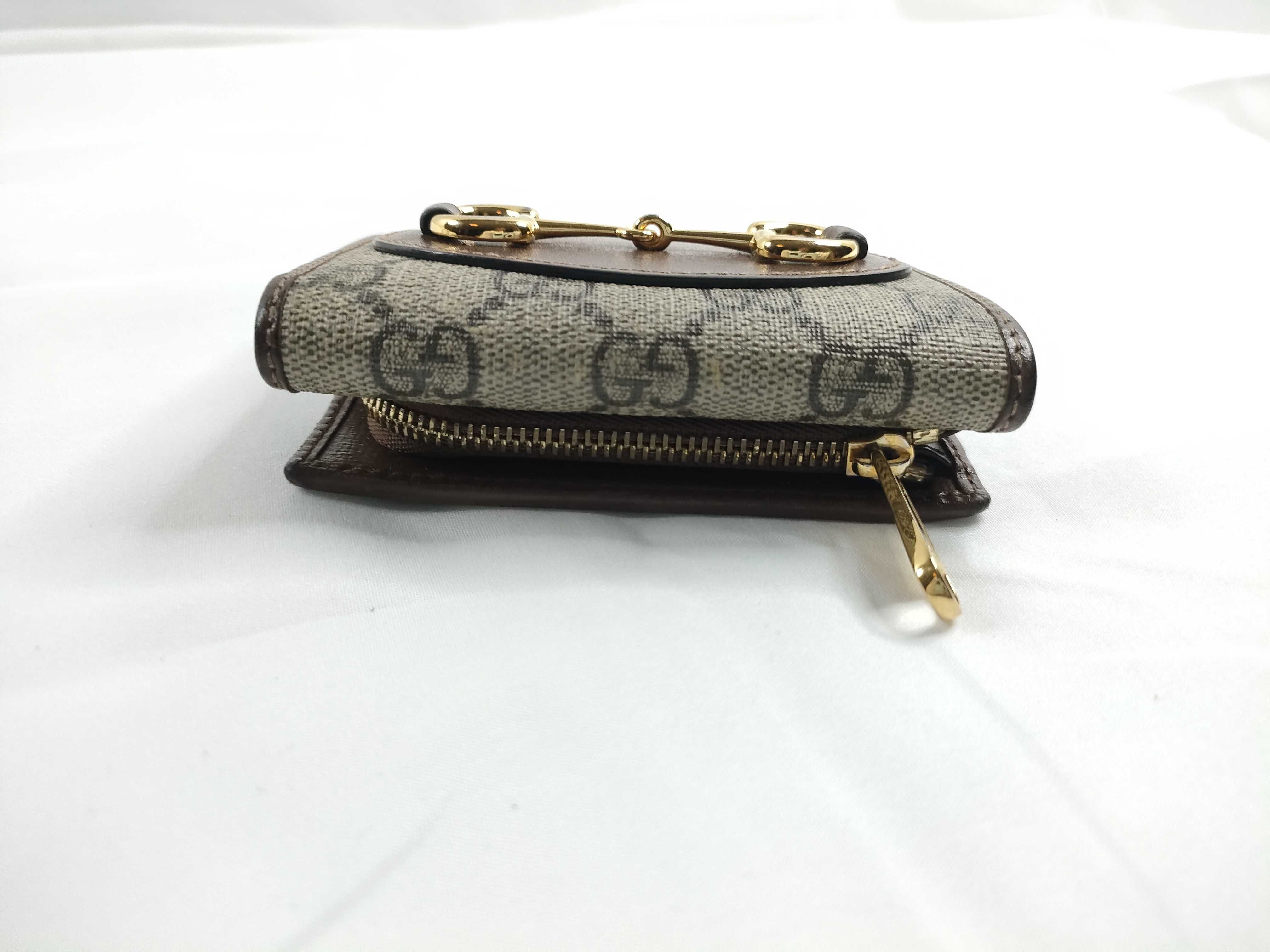 wallet — view 6