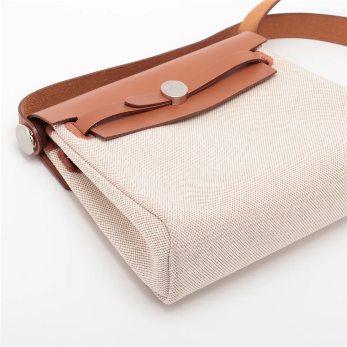 Herbag Zip 20 Mini Toile H x Vache Hunter Ecru x Brown Silver Hardware W: 2024 — view 4
