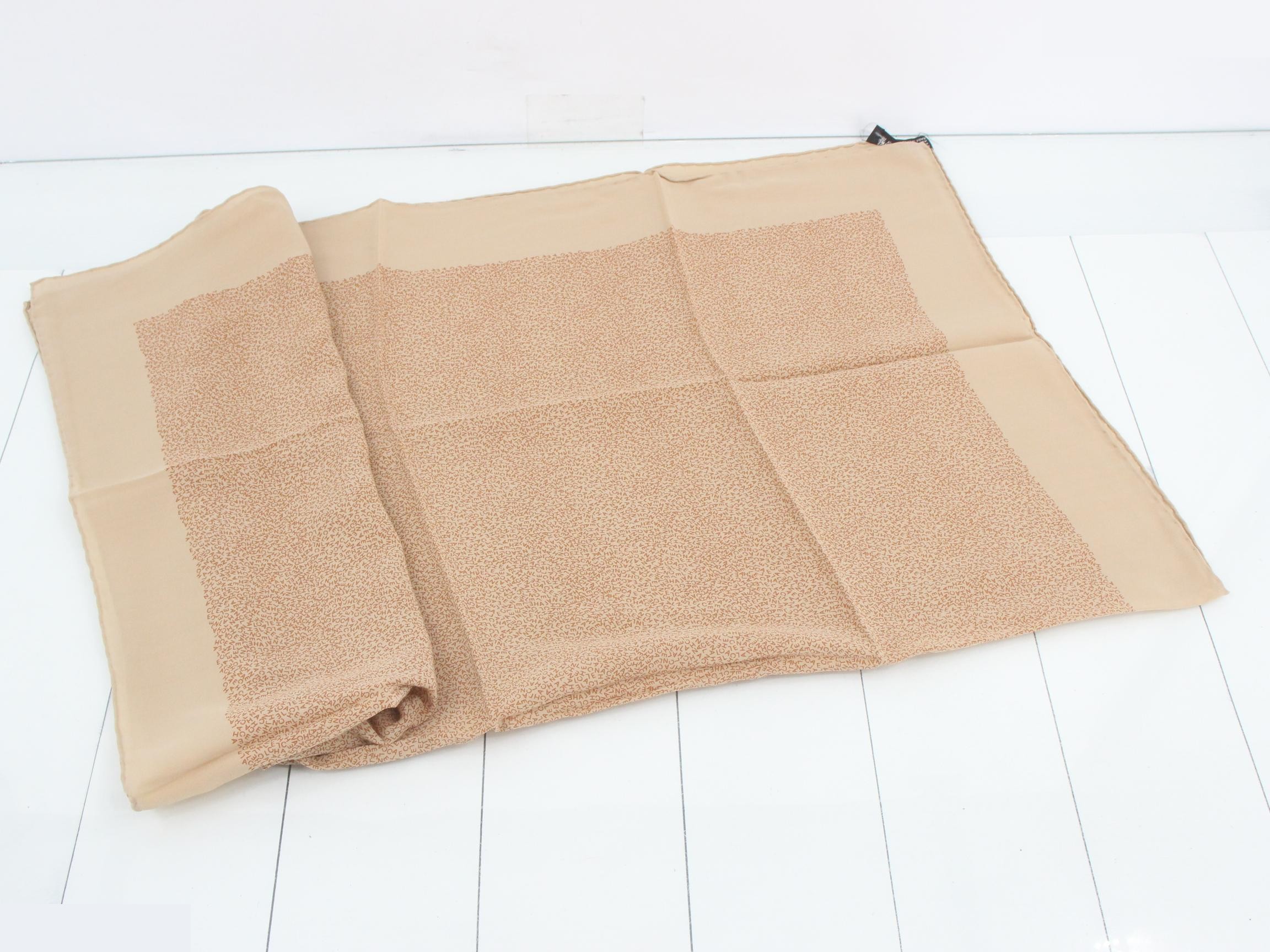 scarf — view 3