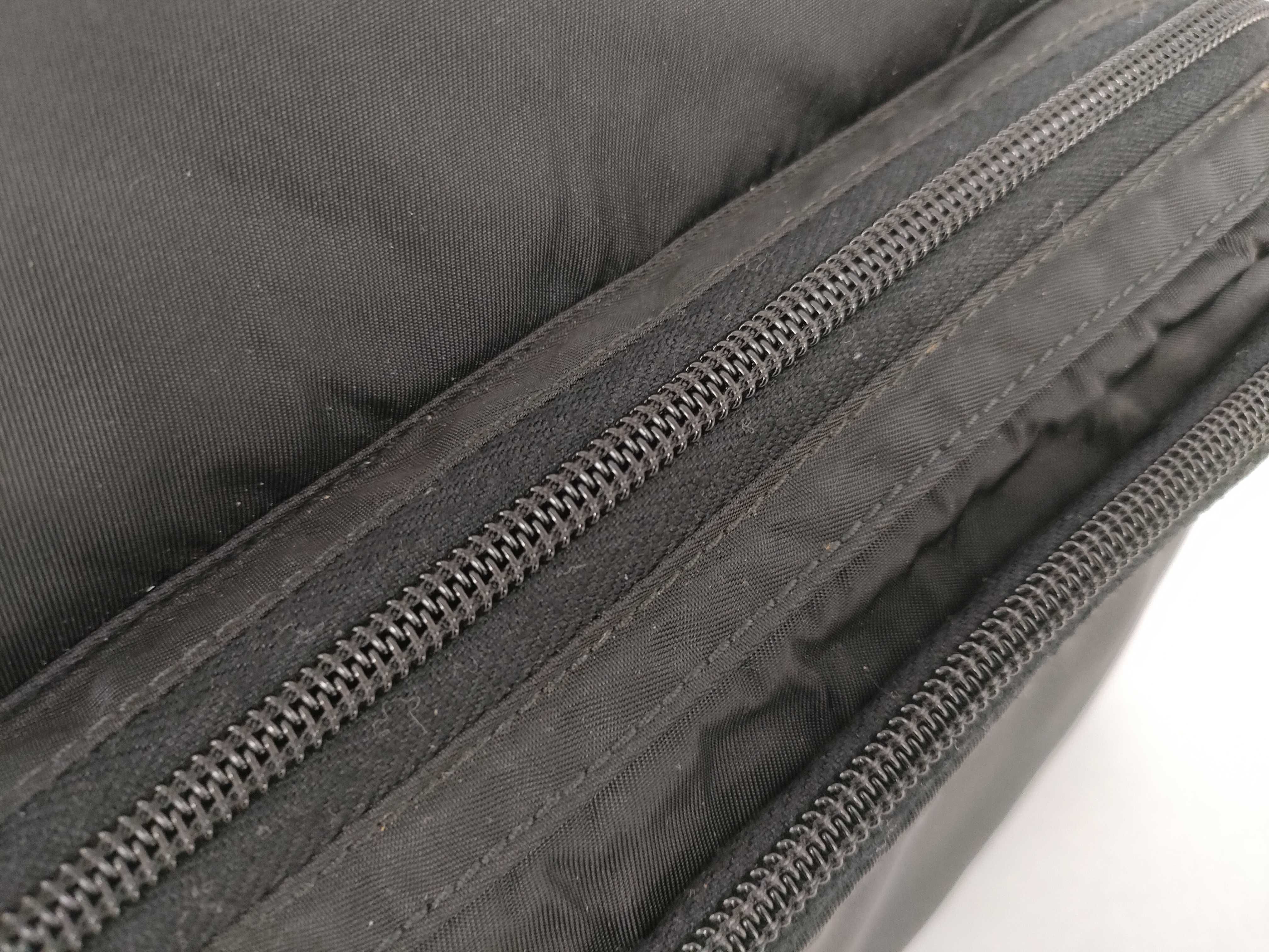 Nylon Prada Shoulder Bag Triangle Logo Black Guarantee Shoulder Bag — view 9