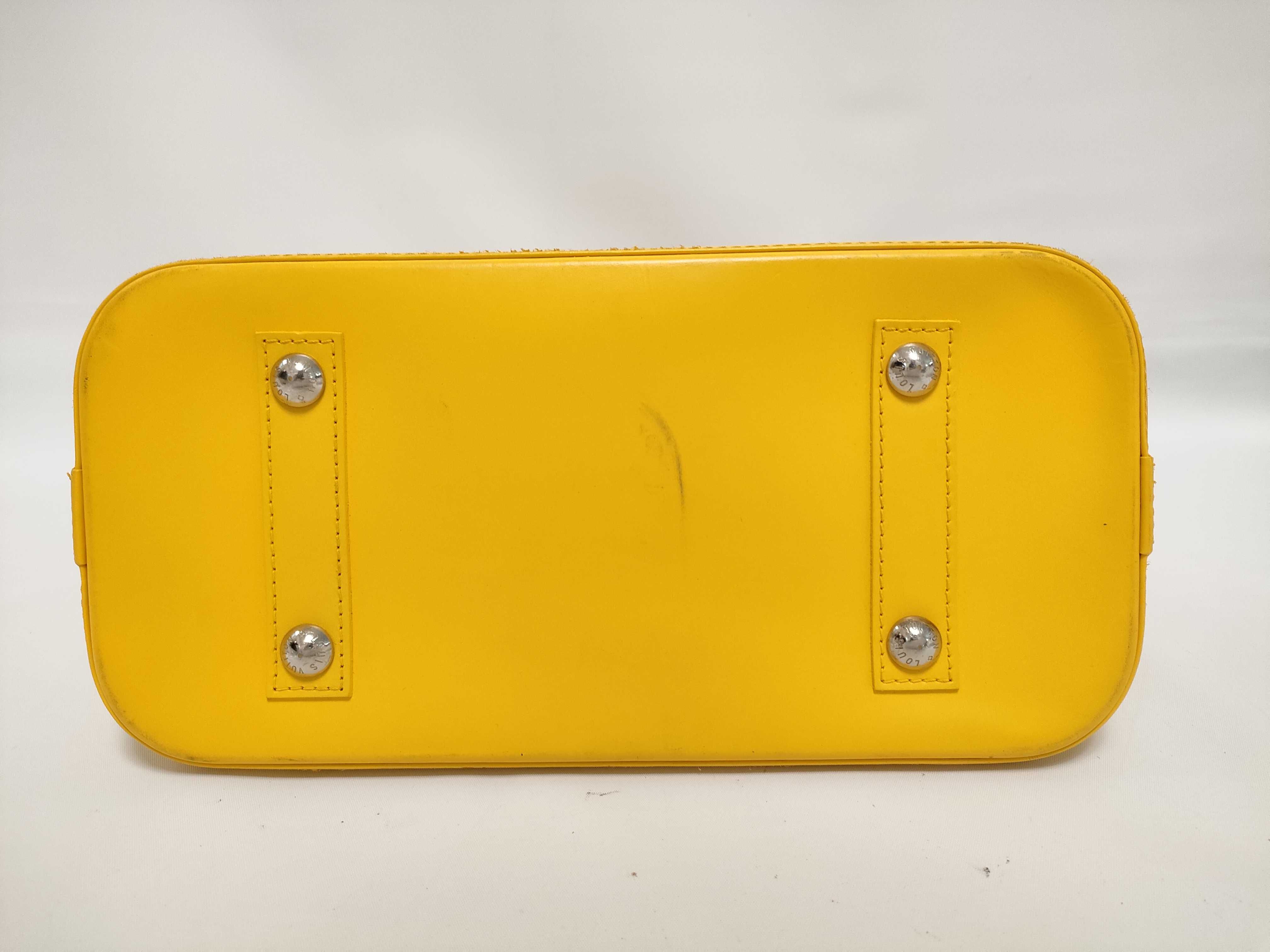 Epi Alma Epi Yellow Silver FL0198 Handbag — view 9