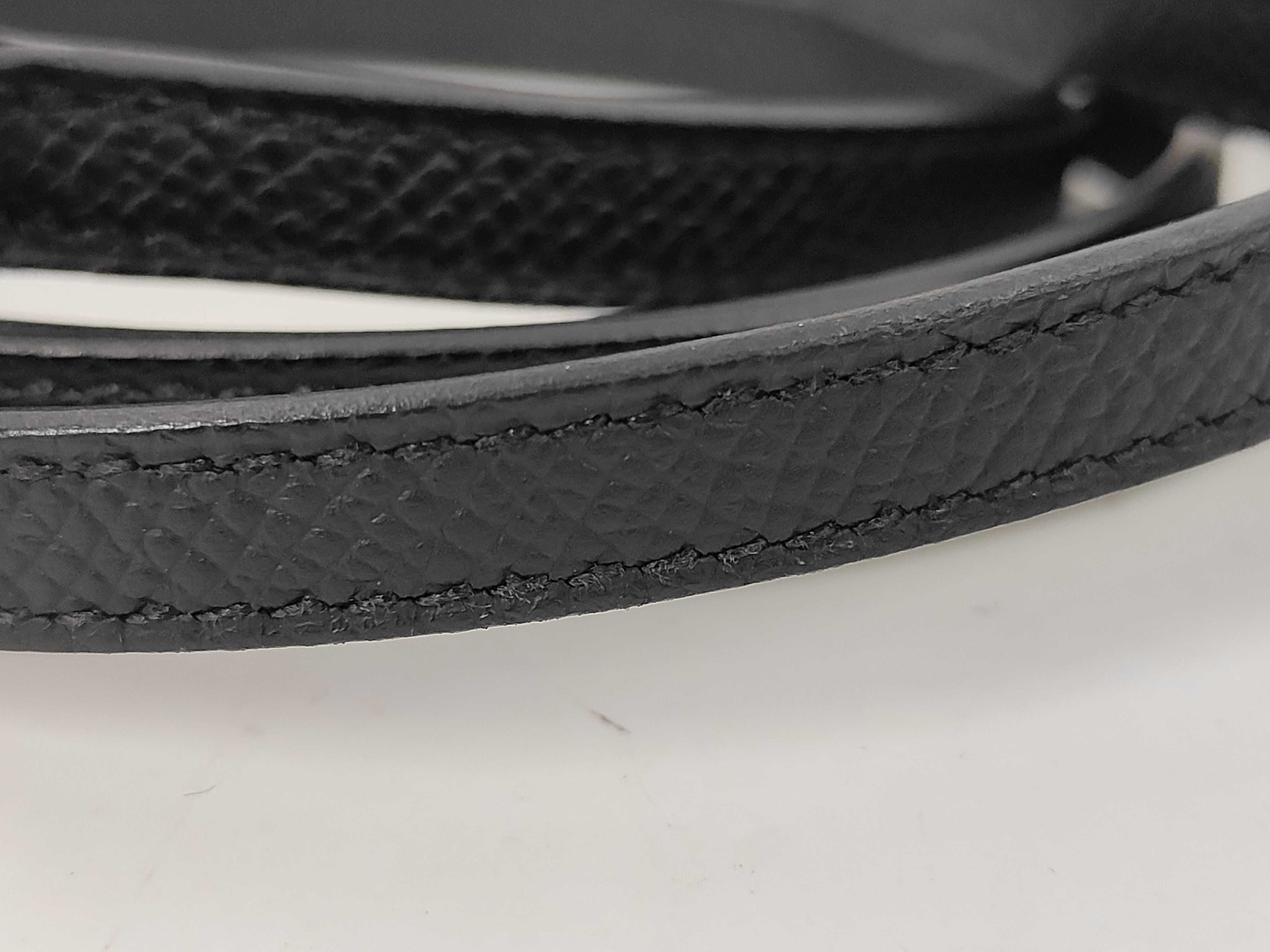Kelly Wallet To Go, Veau Epsom leather, black, silver hardware, K stamp. — view 11