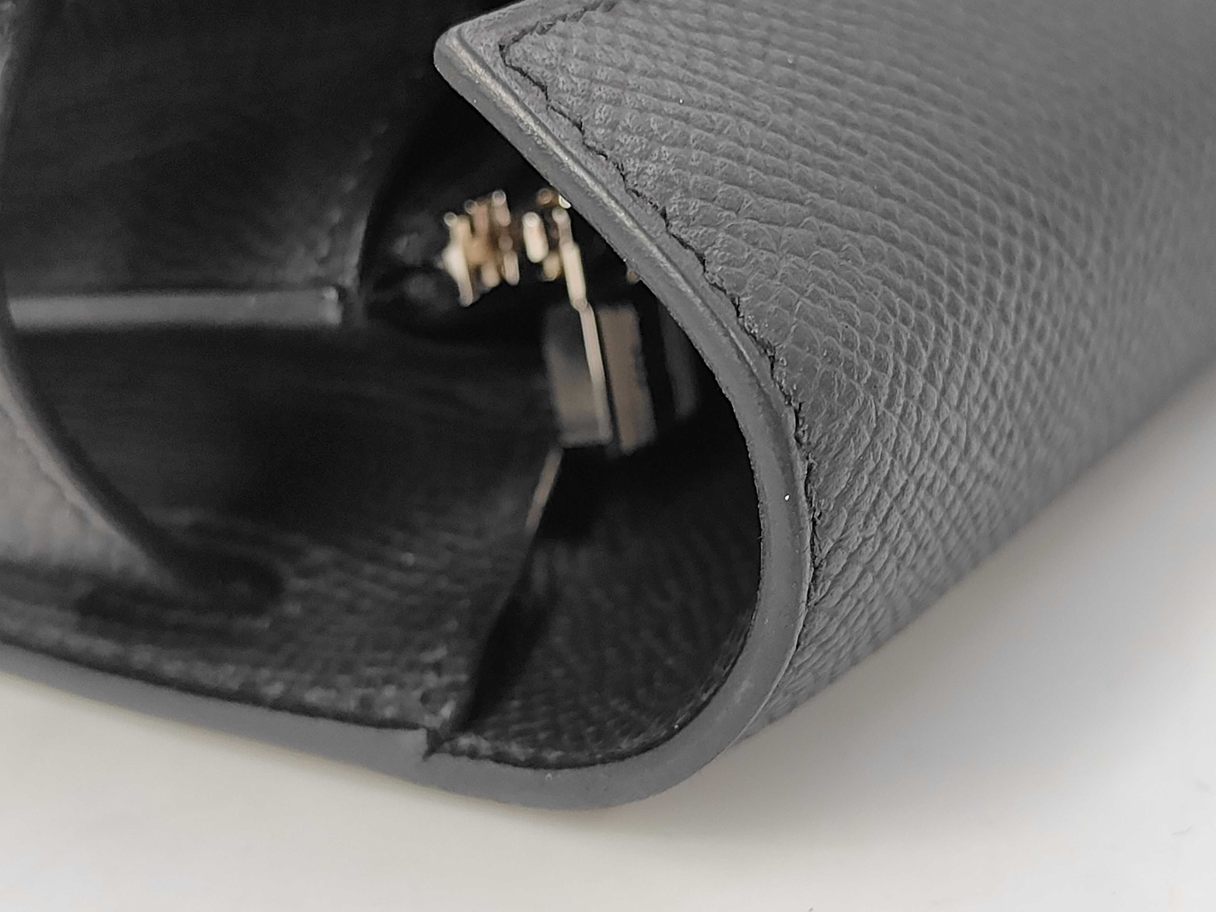 Kelly Wallet To Go, Veau Epsom leather, black, silver hardware, K stamp. — view 10
