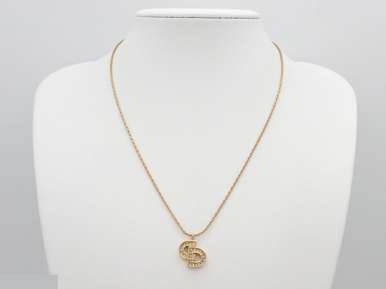 Other lines: Precious metals, necklaces, pendants, gold color — view 3