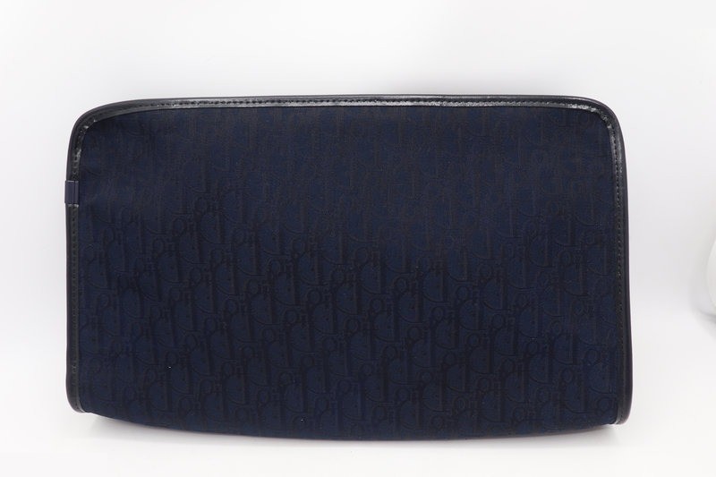 Trotter Bag, Second Bag, Clutch — view 2