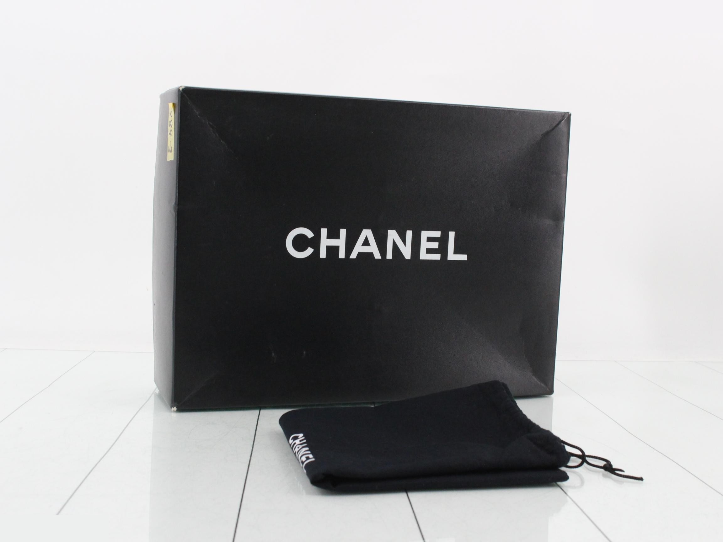 Chevron Double Flap Chain Shoulder Bag — view 7