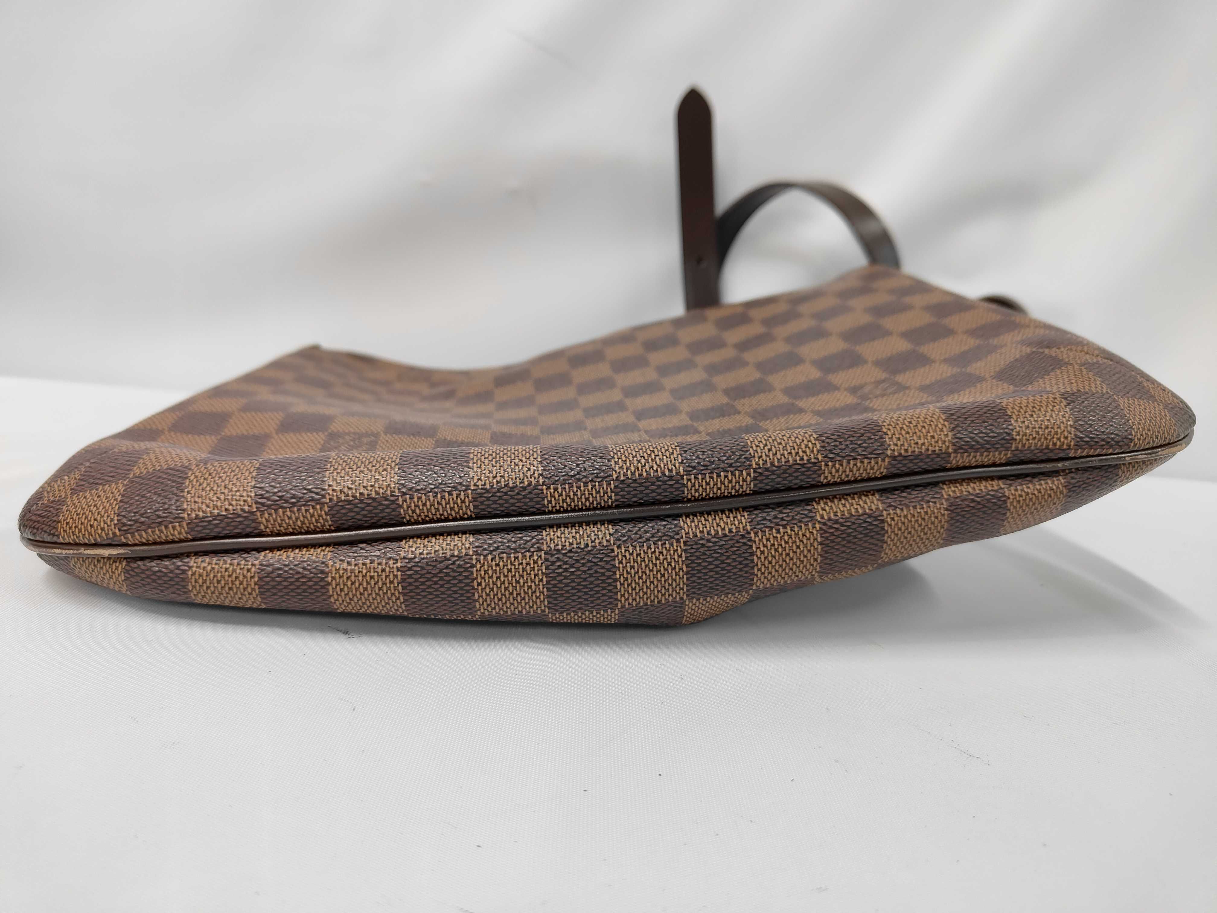 Damier Bloomsbury PM Shoulder Bag — view 3